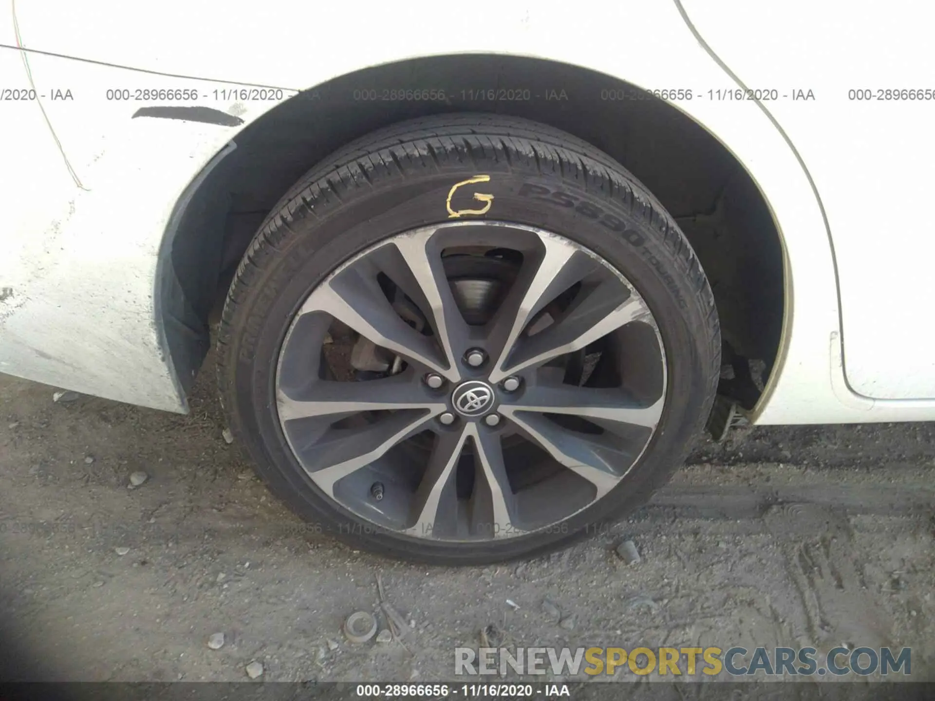 15 Photograph of a damaged car 5YFBURHE9KP920445 TOYOTA COROLLA 2019