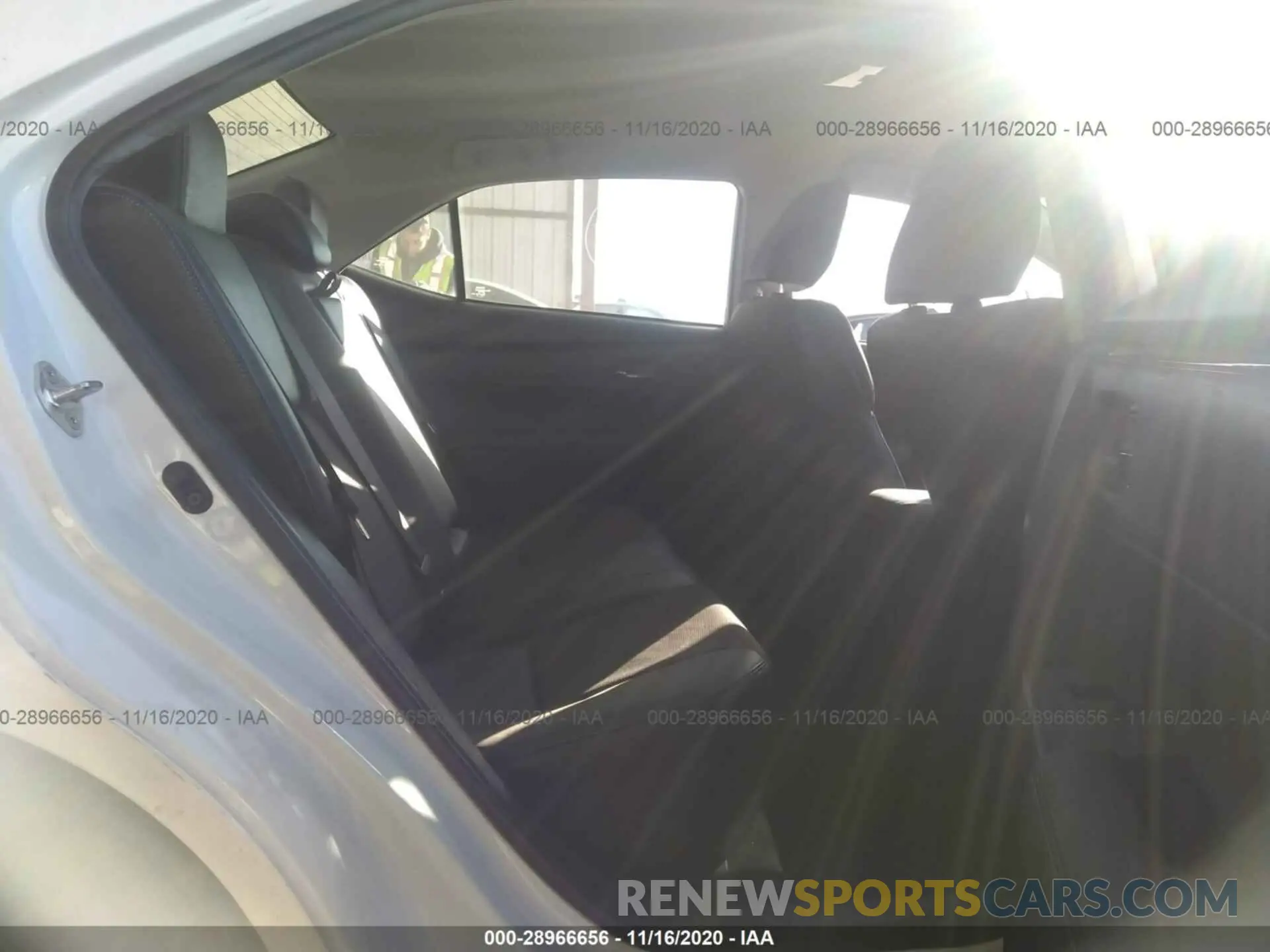 8 Photograph of a damaged car 5YFBURHE9KP920445 TOYOTA COROLLA 2019
