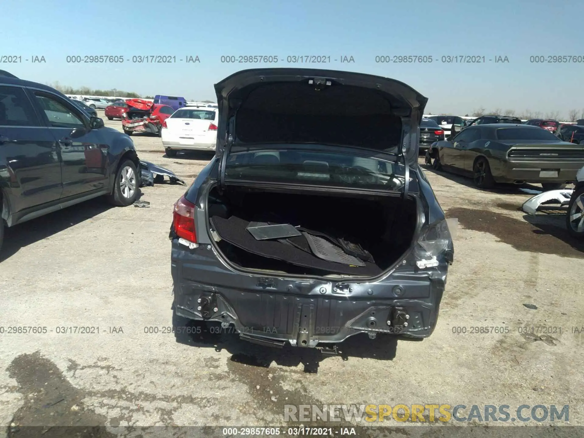 6 Photograph of a damaged car 5YFBURHE9KP925421 TOYOTA COROLLA 2019