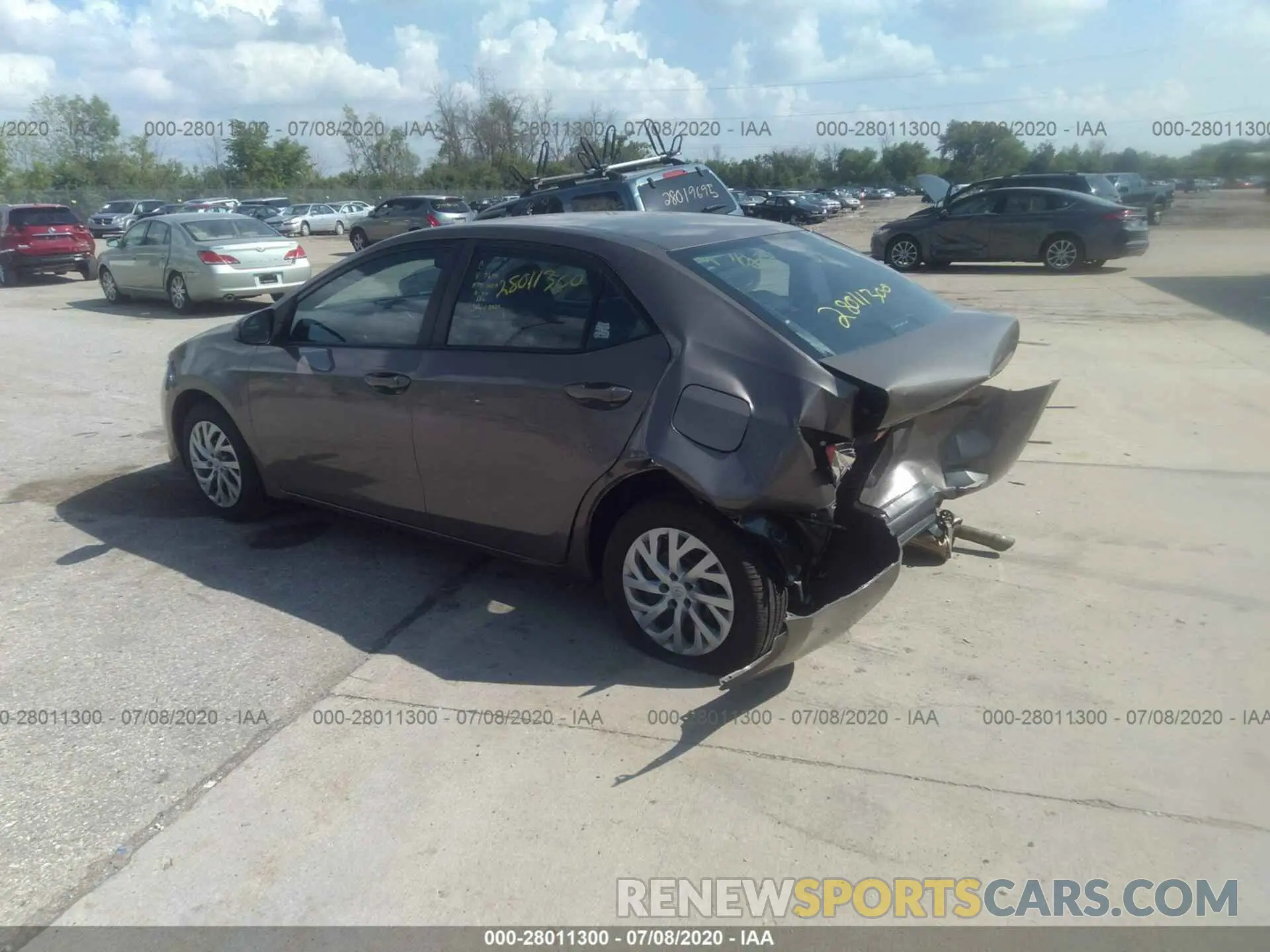 3 Photograph of a damaged car 5YFBURHE9KP927640 TOYOTA COROLLA 2019