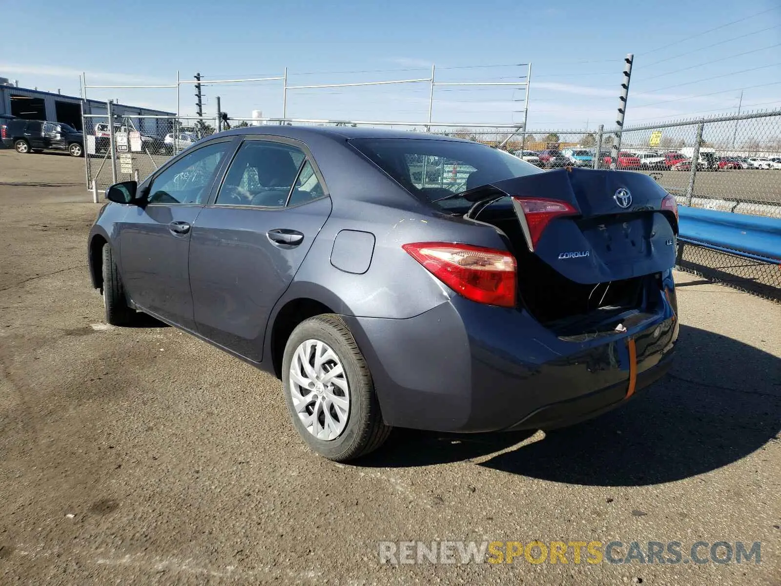 3 Photograph of a damaged car 5YFBURHE9KP928514 TOYOTA COROLLA 2019