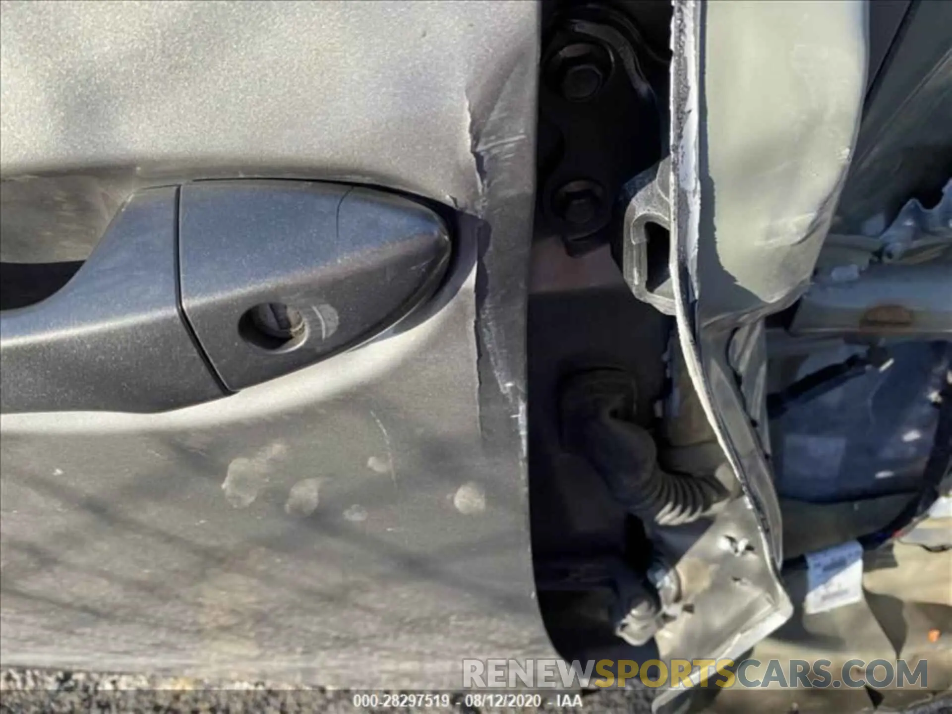 6 Photograph of a damaged car 5YFBURHE9KP933034 TOYOTA COROLLA 2019