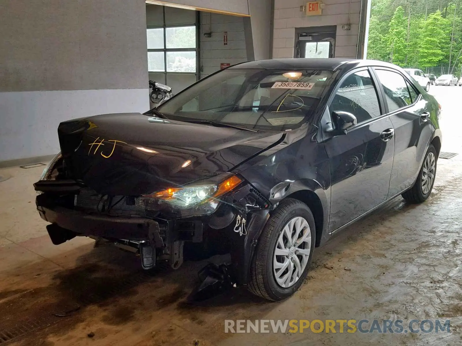 2 Photograph of a damaged car 5YFBURHE9KP935690 TOYOTA COROLLA 2019
