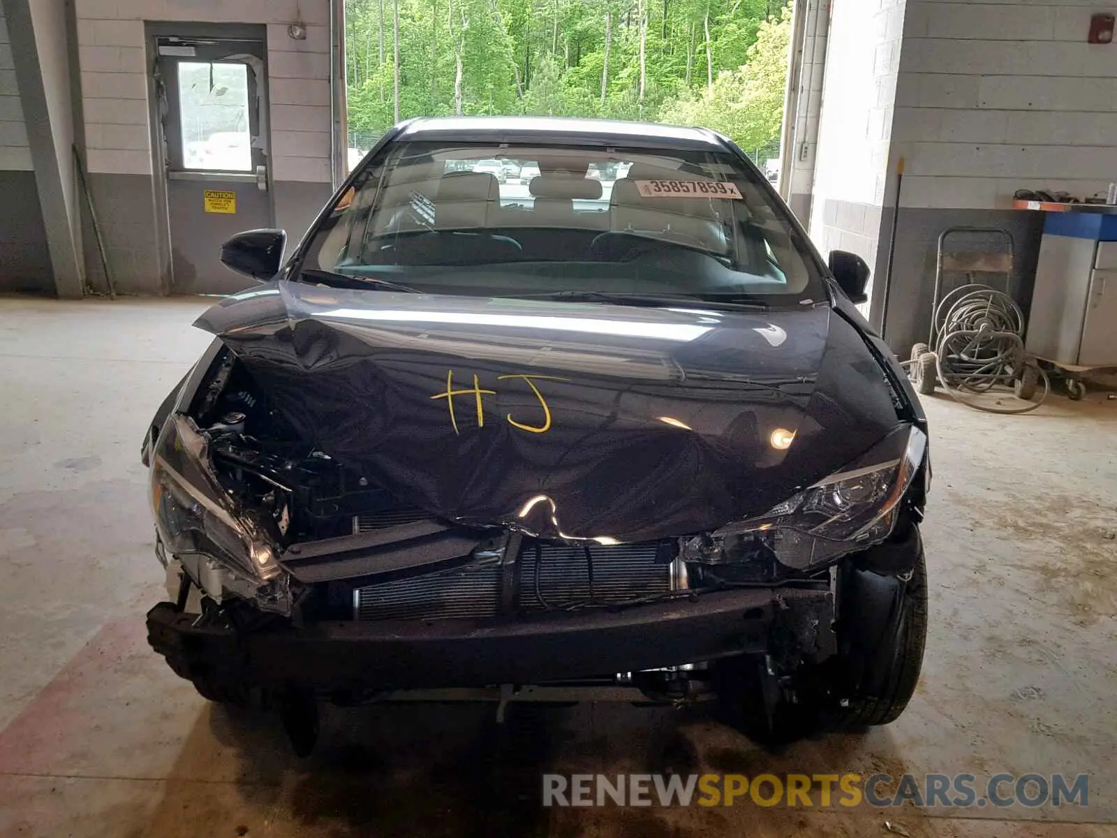 7 Photograph of a damaged car 5YFBURHE9KP935690 TOYOTA COROLLA 2019