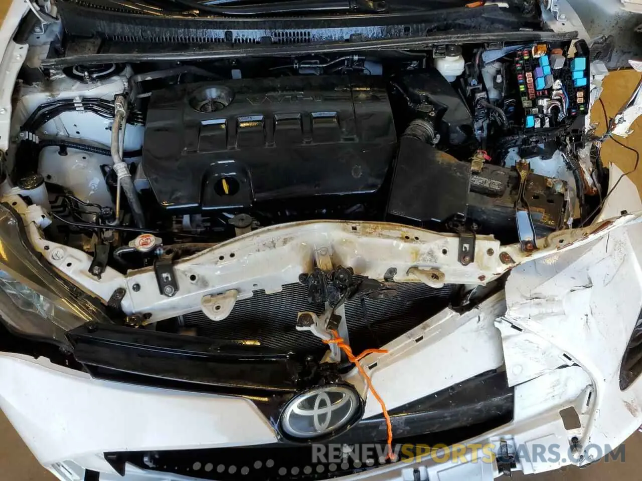 11 Фотография поврежденного автомобиля 5YFBURHE9KP939190 TOYOTA COROLLA 2019
