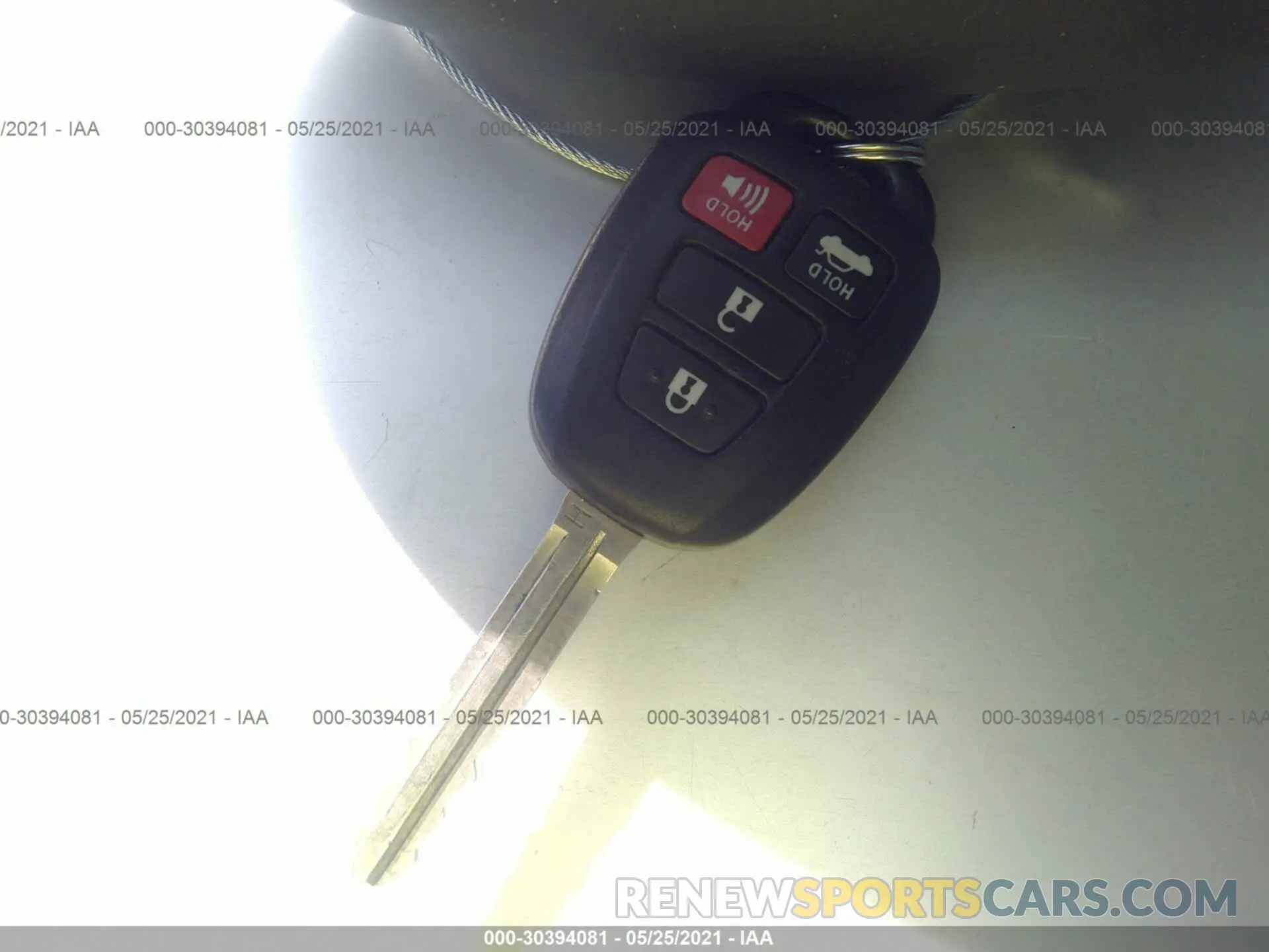 11 Photograph of a damaged car 5YFBURHE9KP940047 TOYOTA COROLLA 2019