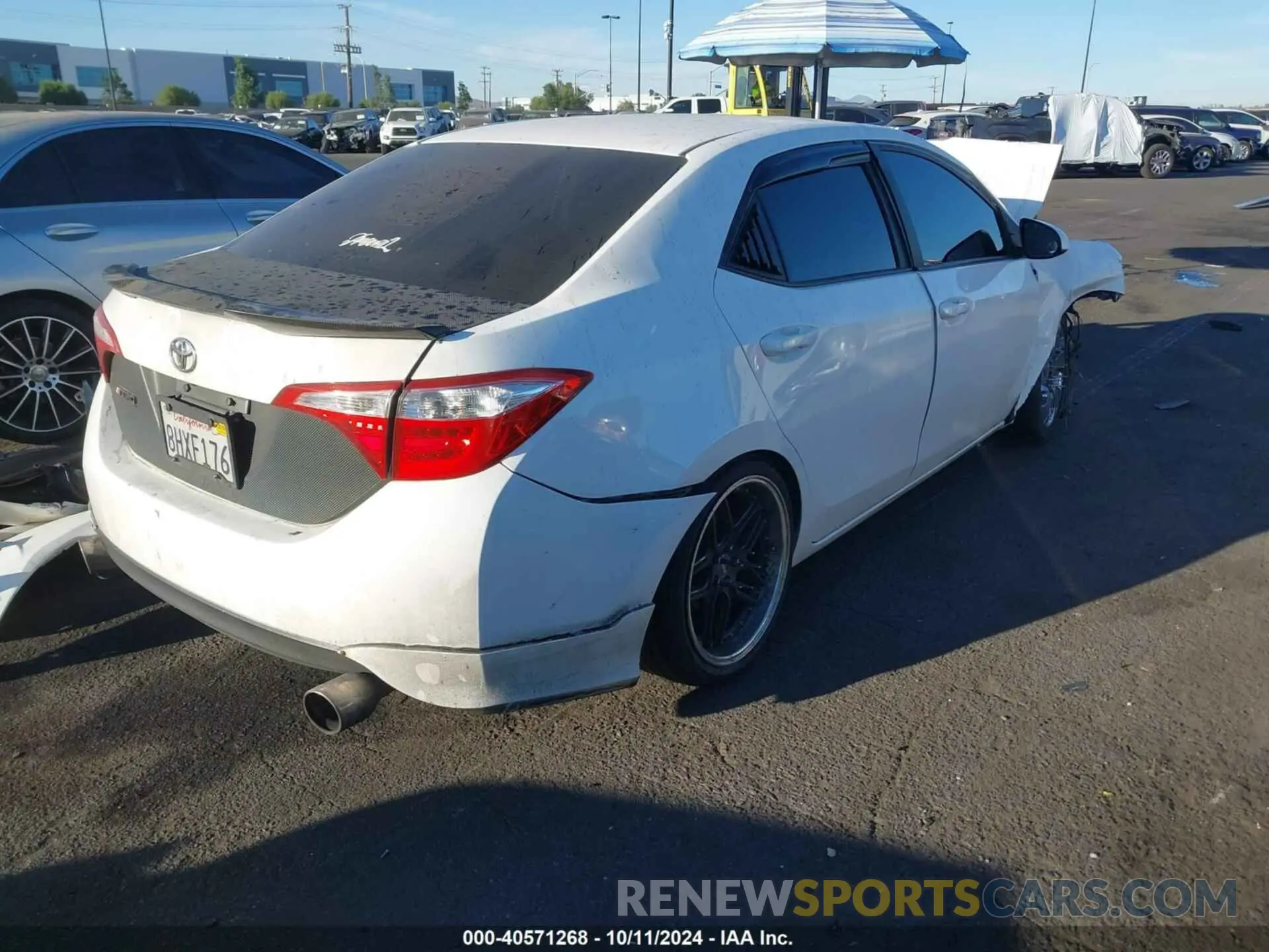 4 Фотография поврежденного автомобиля 5YFBURHE9KP942669 TOYOTA COROLLA 2019