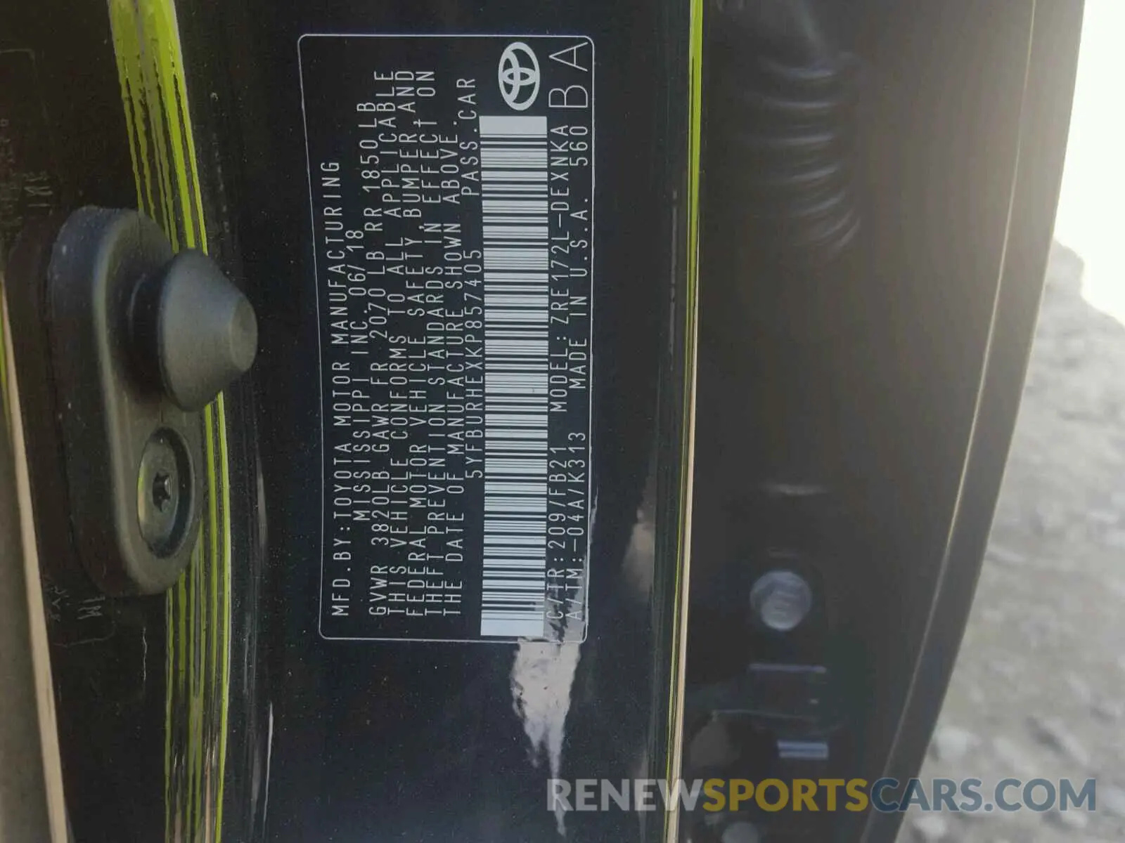10 Photograph of a damaged car 5YFBURHEXKP857405 TOYOTA COROLLA 2019