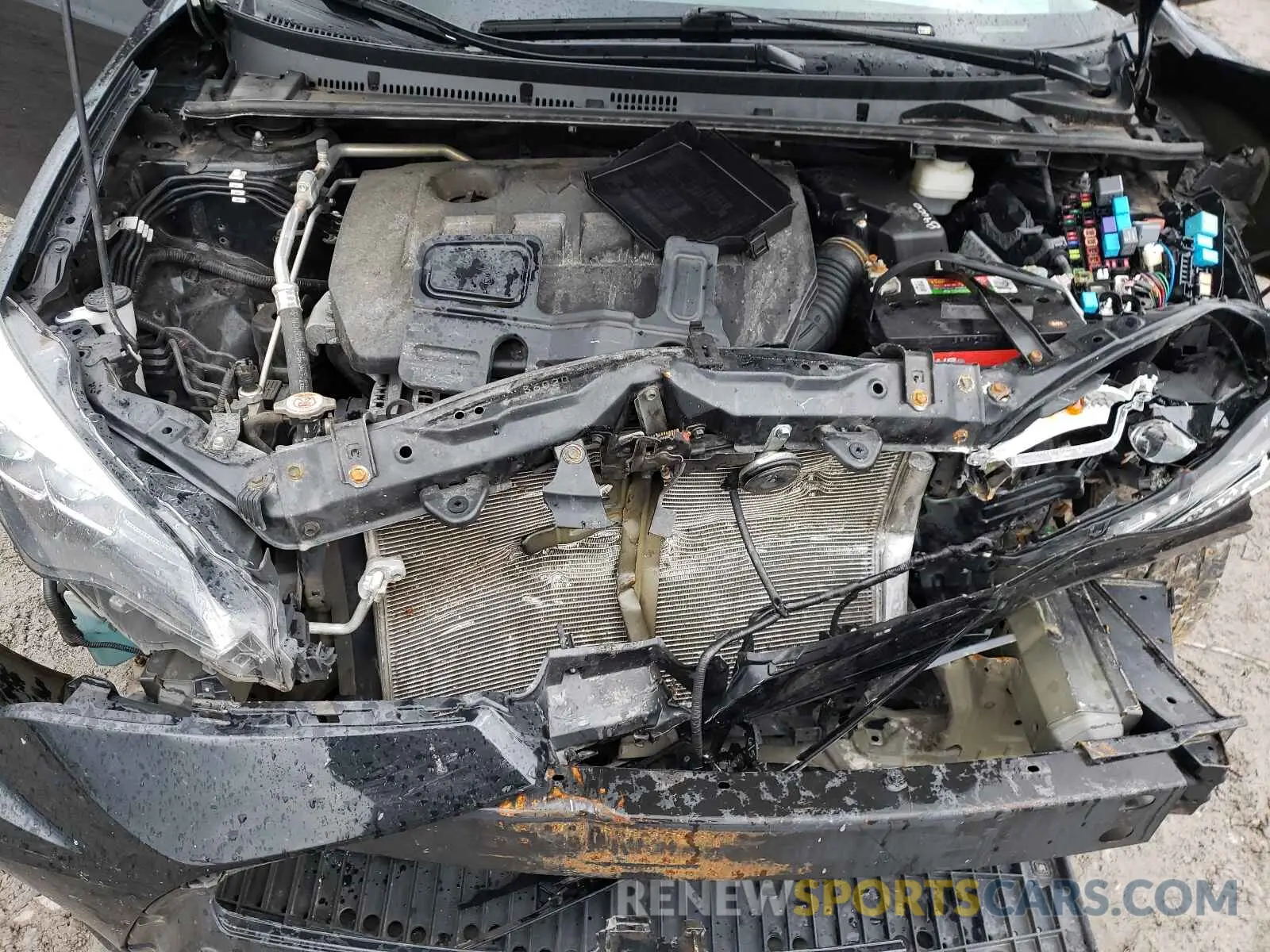 7 Photograph of a damaged car 5YFBURHEXKP861387 TOYOTA COROLLA 2019