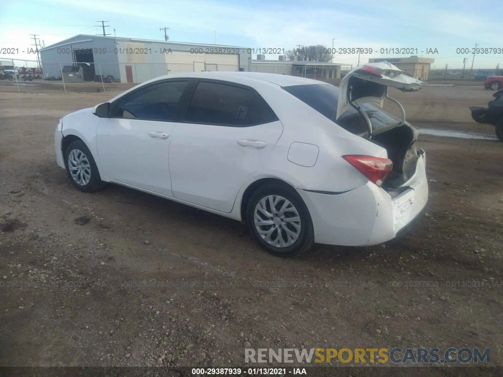 3 Photograph of a damaged car 5YFBURHEXKP862197 TOYOTA COROLLA 2019