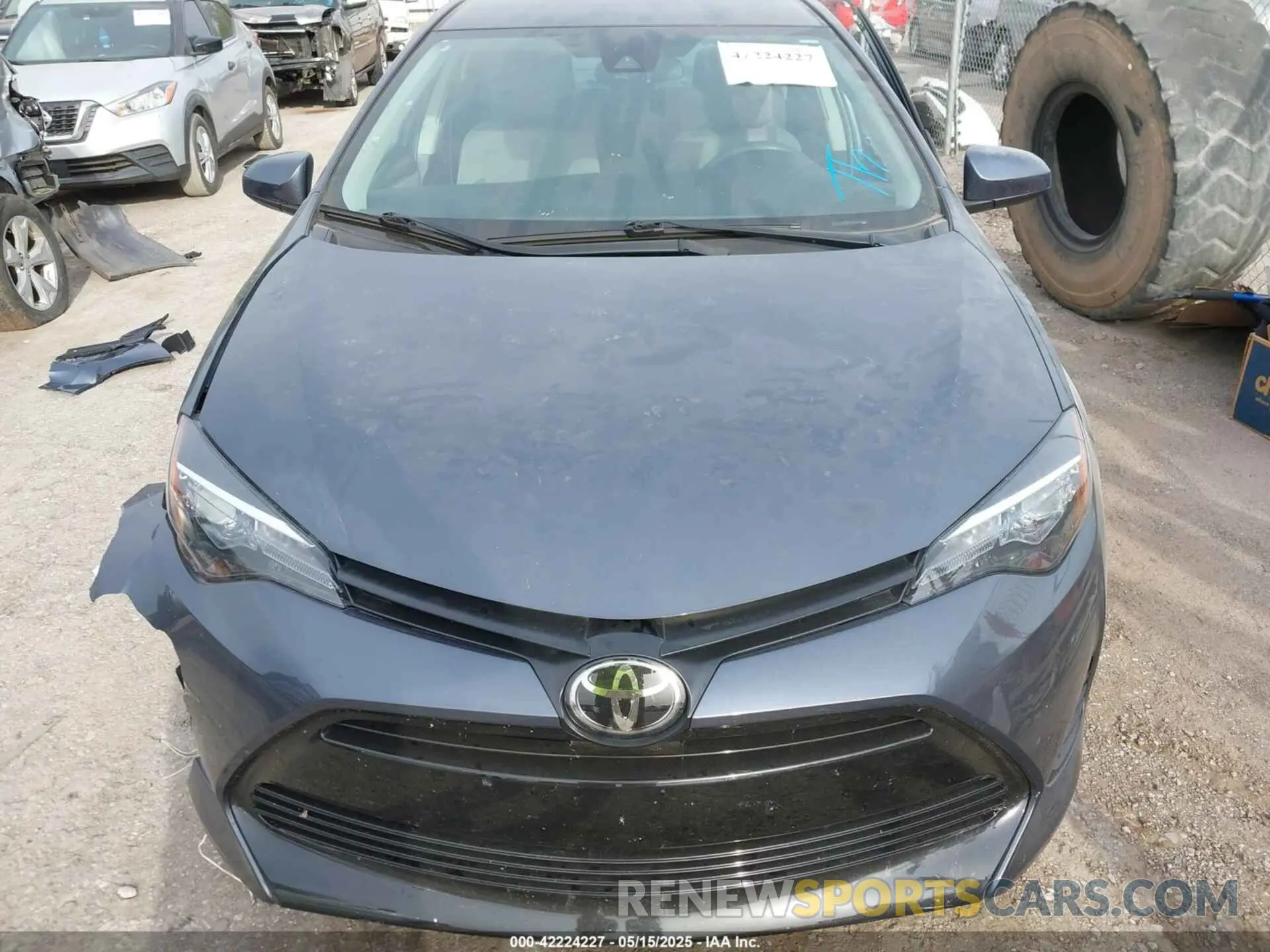 13 Photograph of a damaged car 5YFBURHEXKP863852 TOYOTA COROLLA 2019