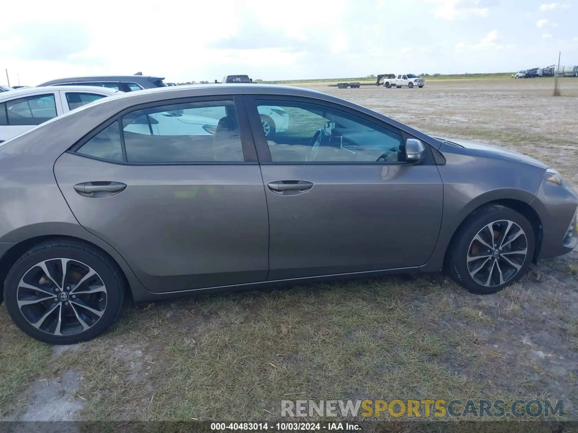 13 Фотография поврежденного автомобиля 5YFBURHEXKP865049 TOYOTA COROLLA 2019