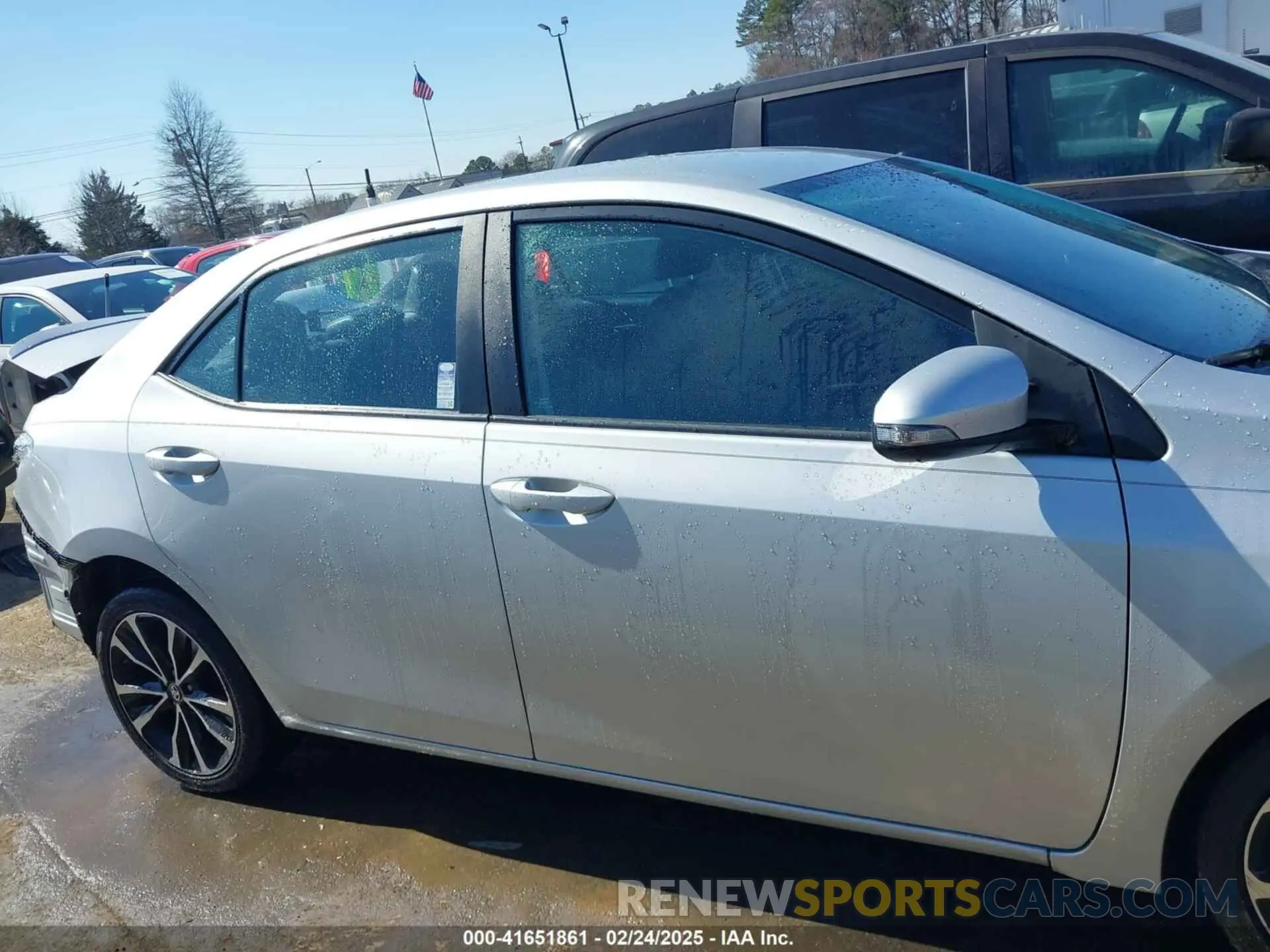 13 Фотография поврежденного автомобиля 5YFBURHEXKP866279 TOYOTA COROLLA 2019