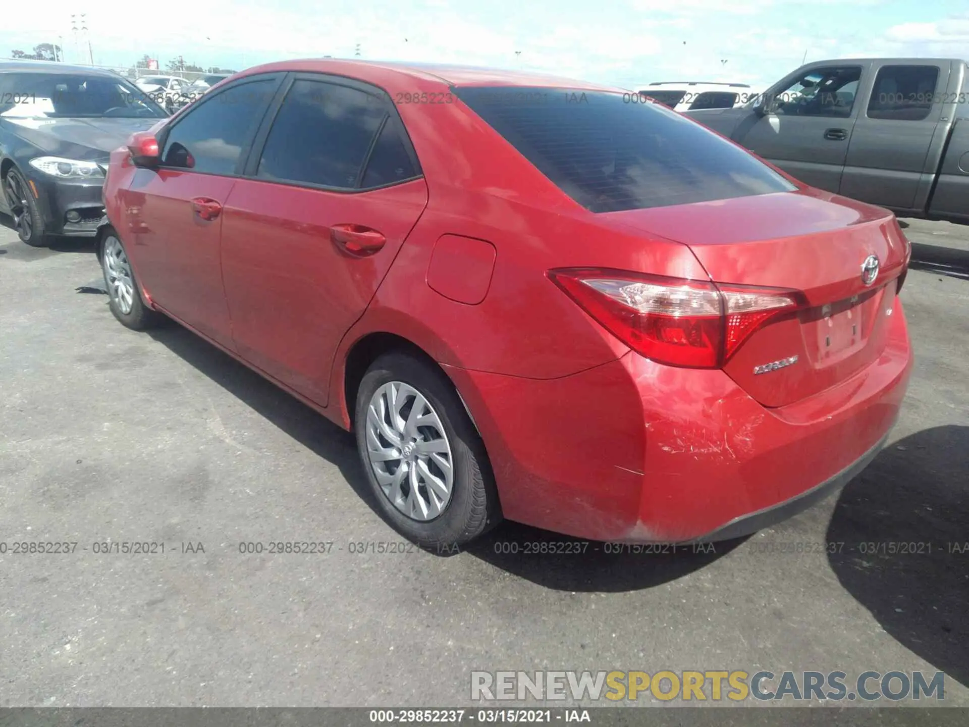 3 Photograph of a damaged car 5YFBURHEXKP867268 TOYOTA COROLLA 2019