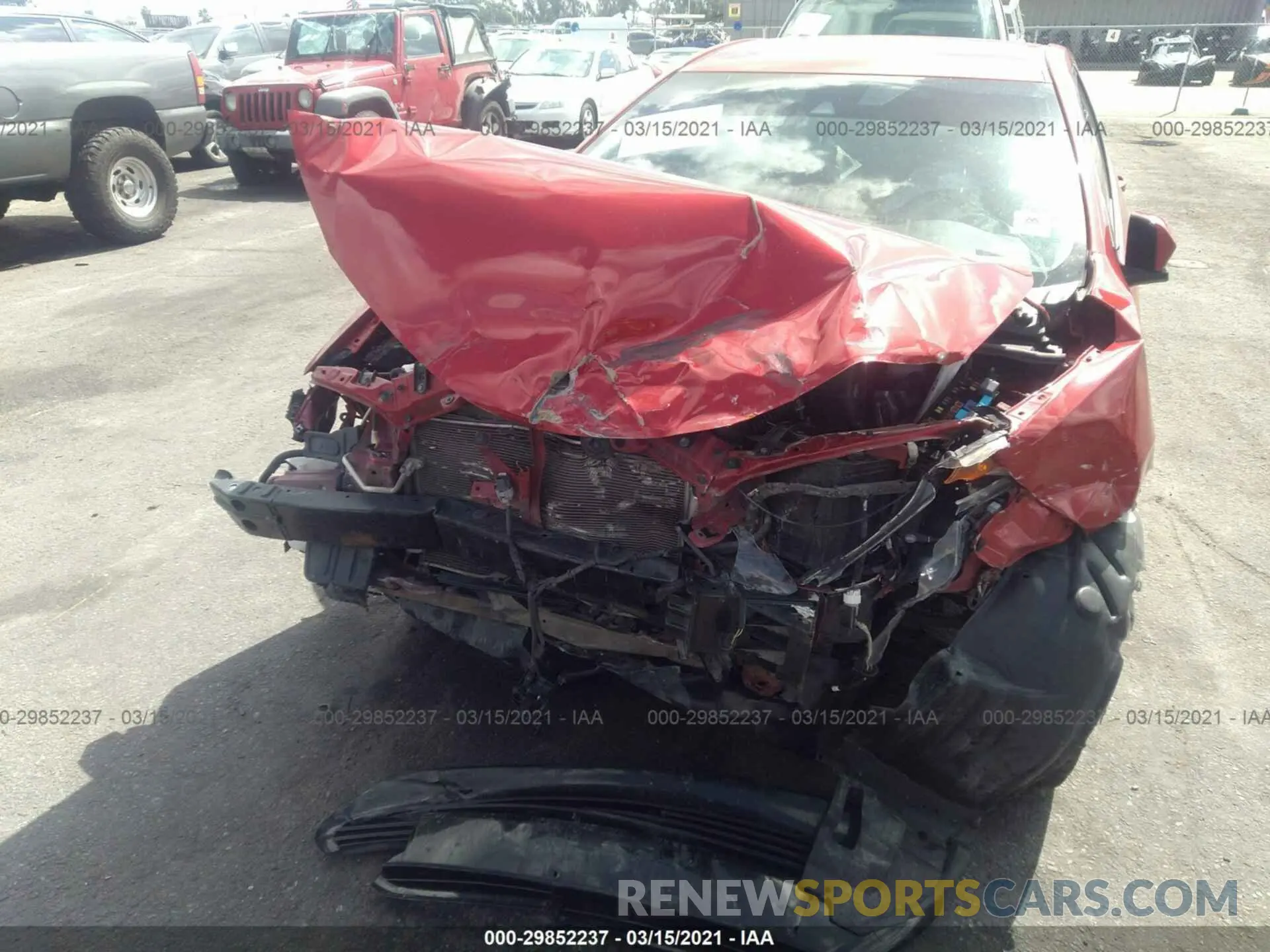 6 Photograph of a damaged car 5YFBURHEXKP867268 TOYOTA COROLLA 2019