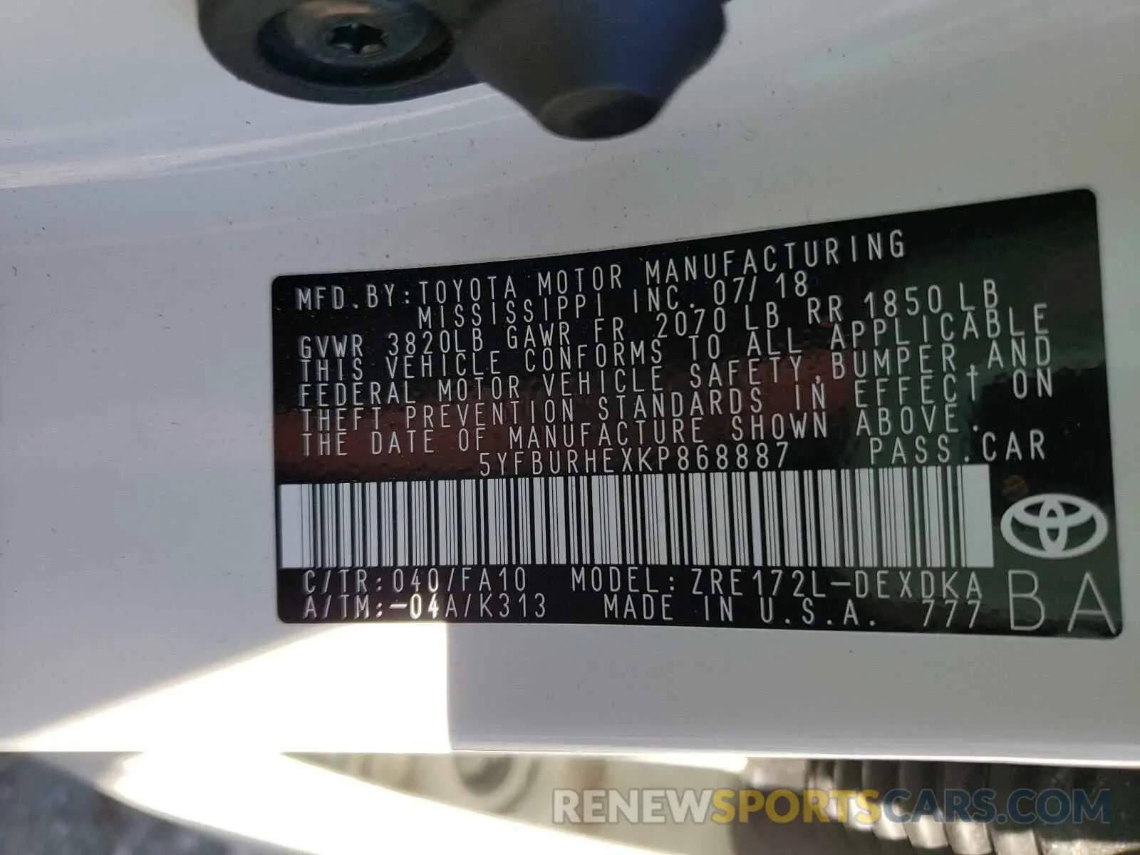 10 Photograph of a damaged car 5YFBURHEXKP868887 TOYOTA COROLLA 2019