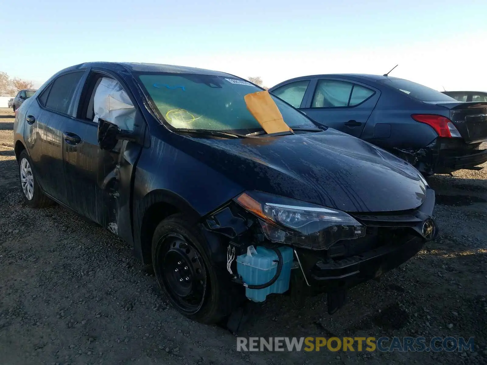 1 Photograph of a damaged car 5YFBURHEXKP869229 TOYOTA COROLLA 2019