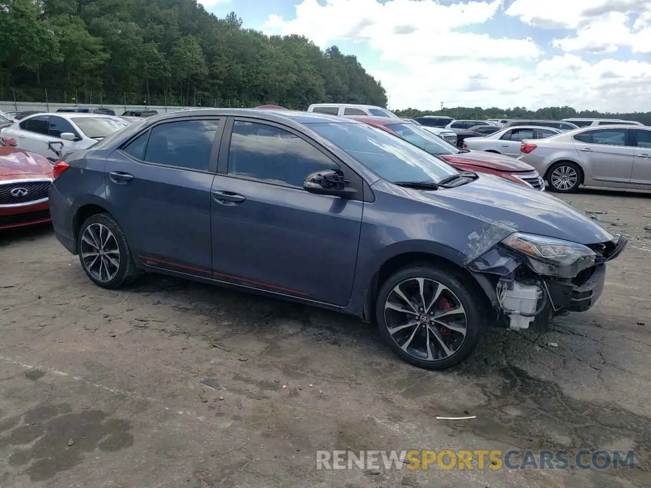 4 Photograph of a damaged car 5YFBURHEXKP872163 TOYOTA COROLLA 2019