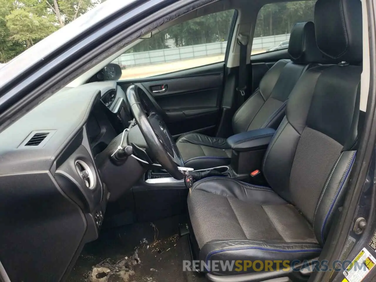 7 Photograph of a damaged car 5YFBURHEXKP872163 TOYOTA COROLLA 2019