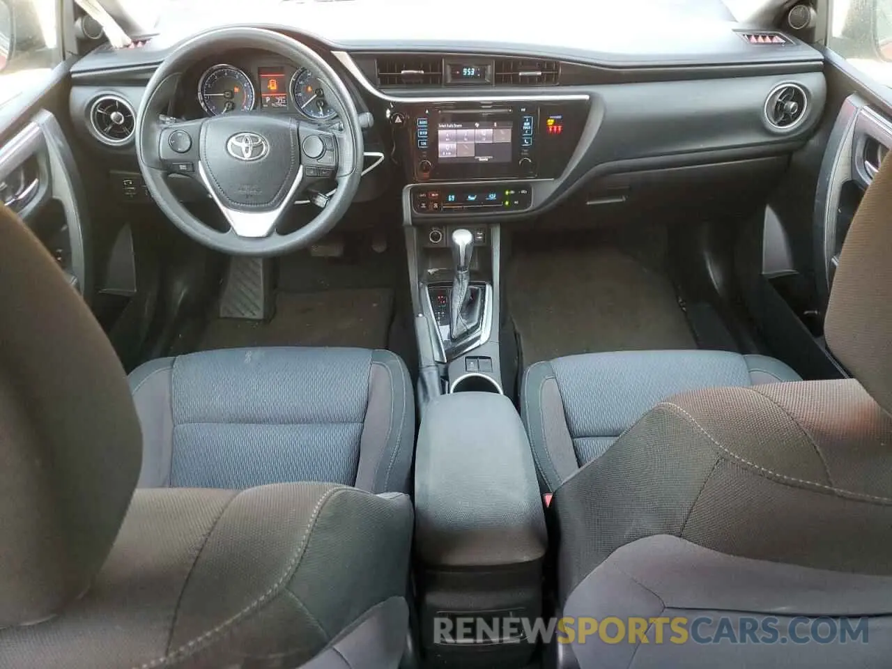 8 Photograph of a damaged car 5YFBURHEXKP872888 TOYOTA COROLLA 2019