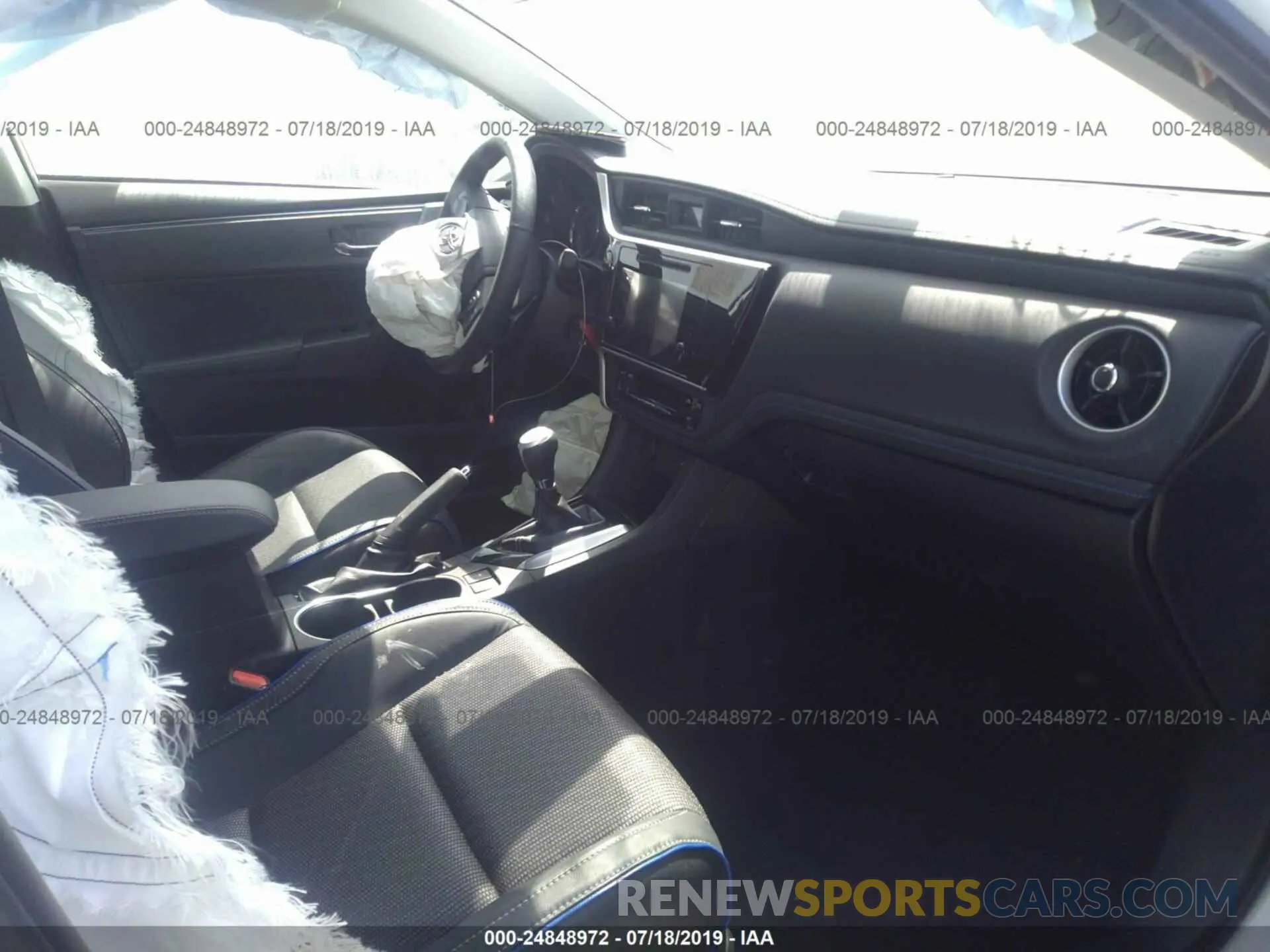 5 Photograph of a damaged car 5YFBURHEXKP873507 TOYOTA COROLLA 2019