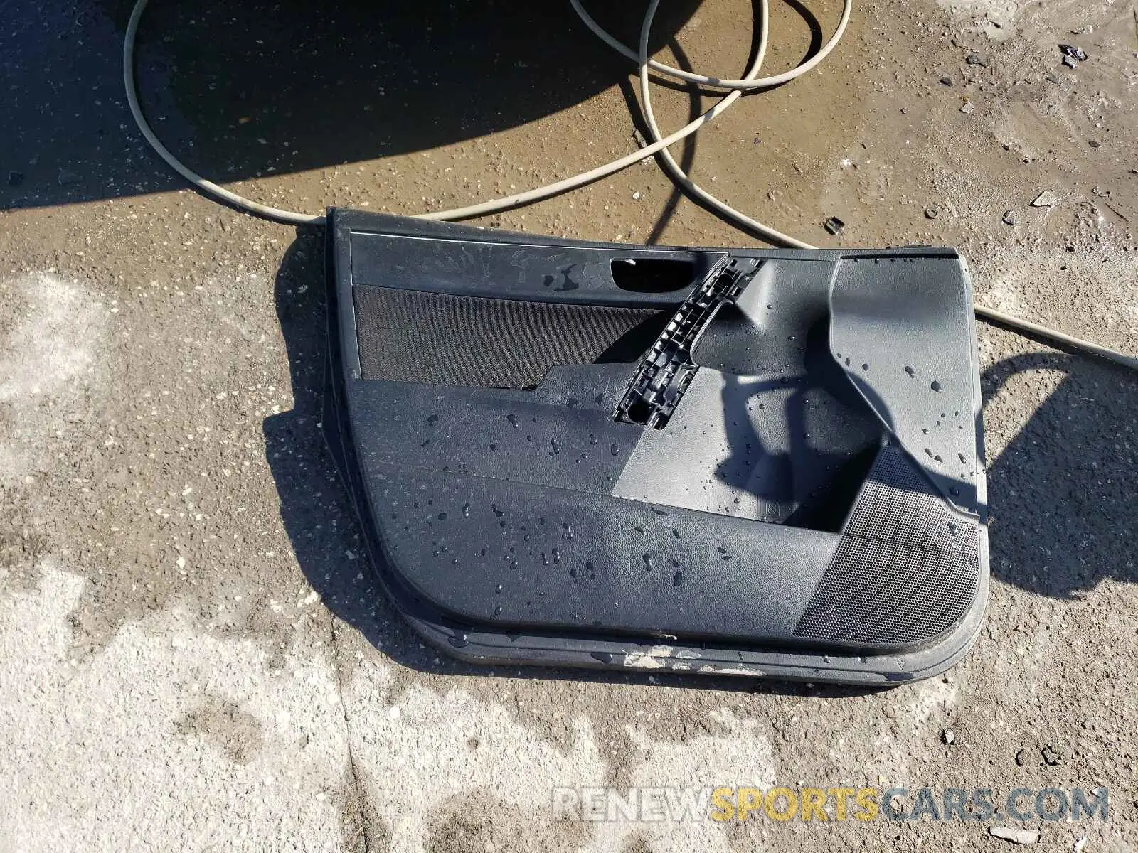 9 Photograph of a damaged car 5YFBURHEXKP875290 TOYOTA COROLLA 2019