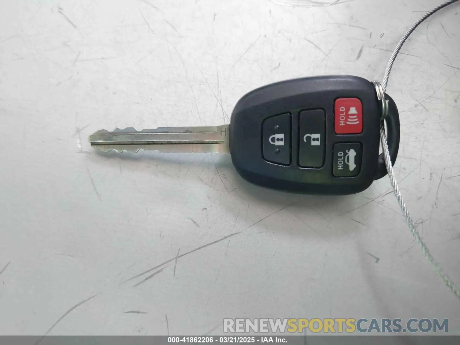 11 Photograph of a damaged car 5YFBURHEXKP877069 TOYOTA COROLLA 2019