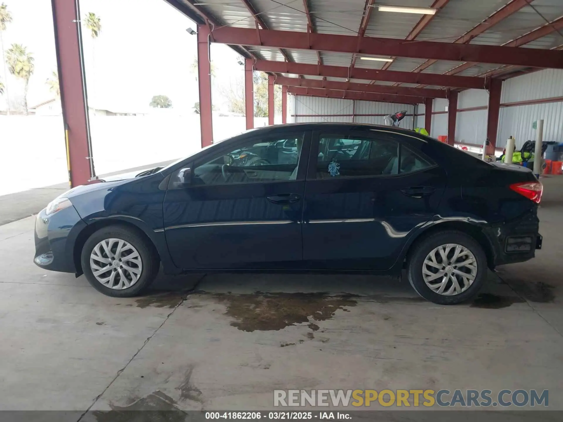 15 Photograph of a damaged car 5YFBURHEXKP877069 TOYOTA COROLLA 2019