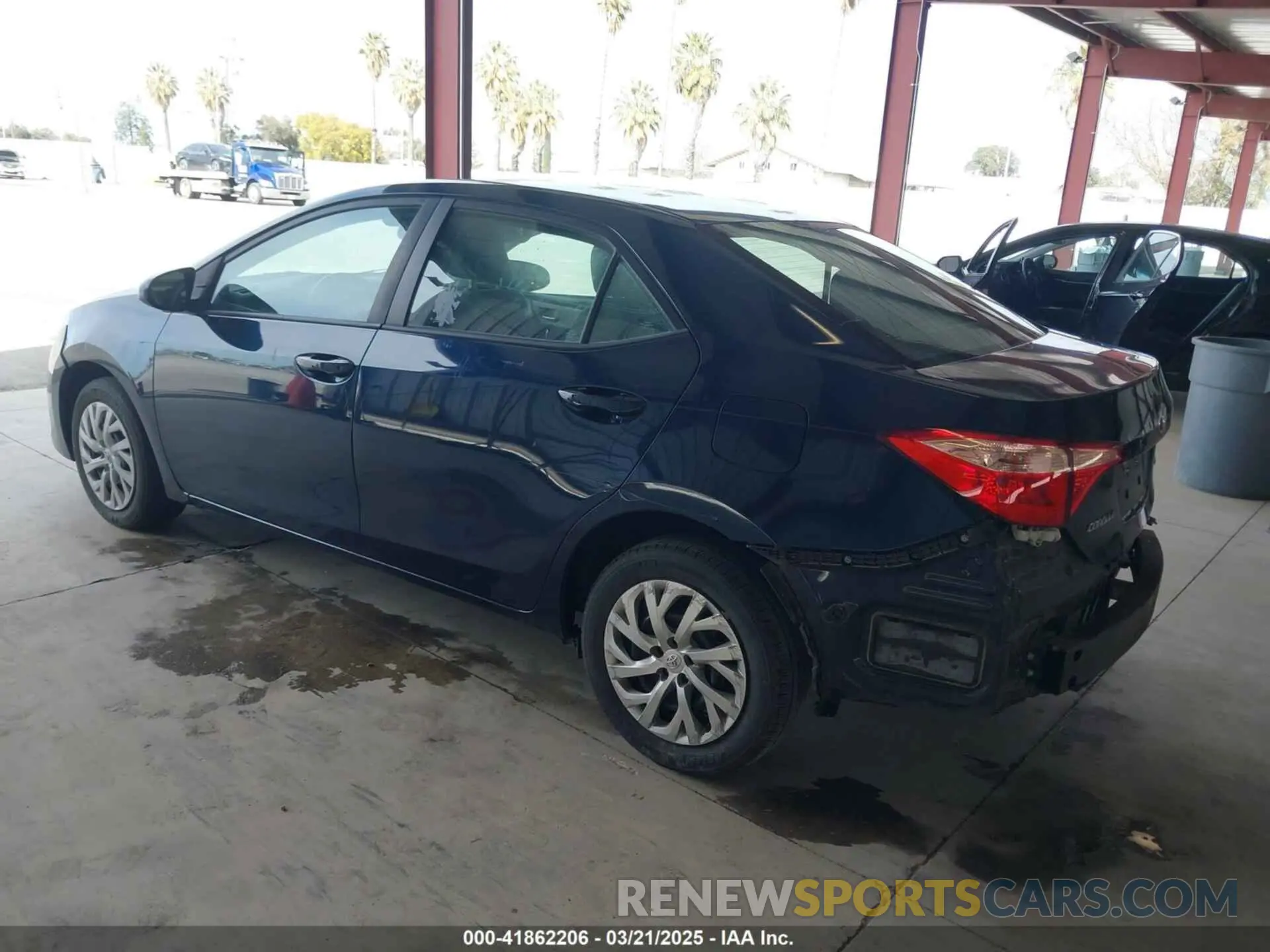 3 Photograph of a damaged car 5YFBURHEXKP877069 TOYOTA COROLLA 2019
