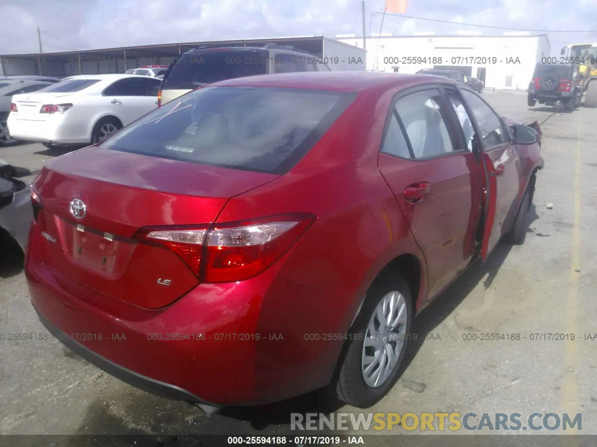 4 Photograph of a damaged car 5YFBURHEXKP882322 TOYOTA COROLLA 2019