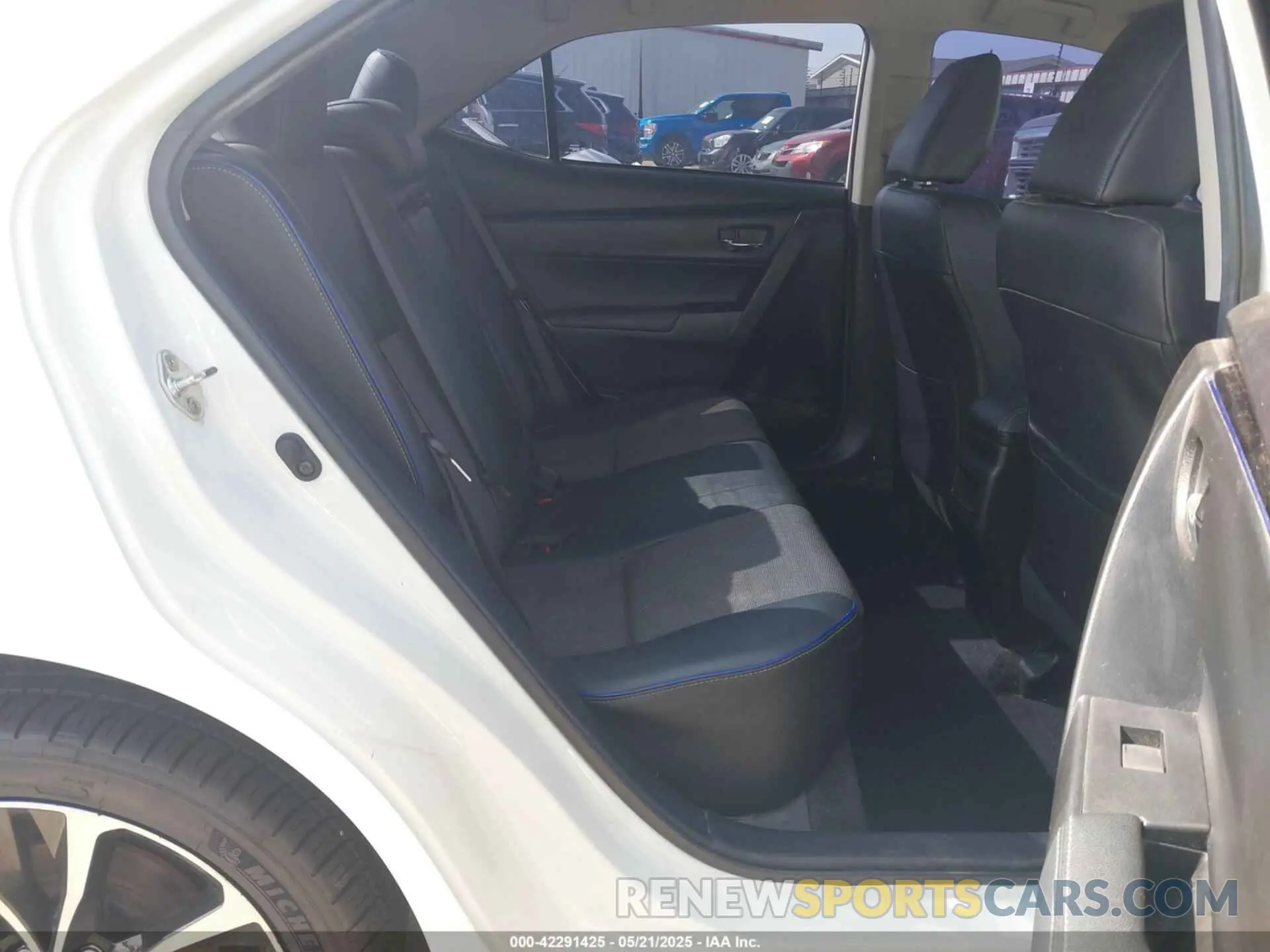 8 Фотография поврежденного автомобиля 5YFBURHEXKP885270 TOYOTA COROLLA 2019