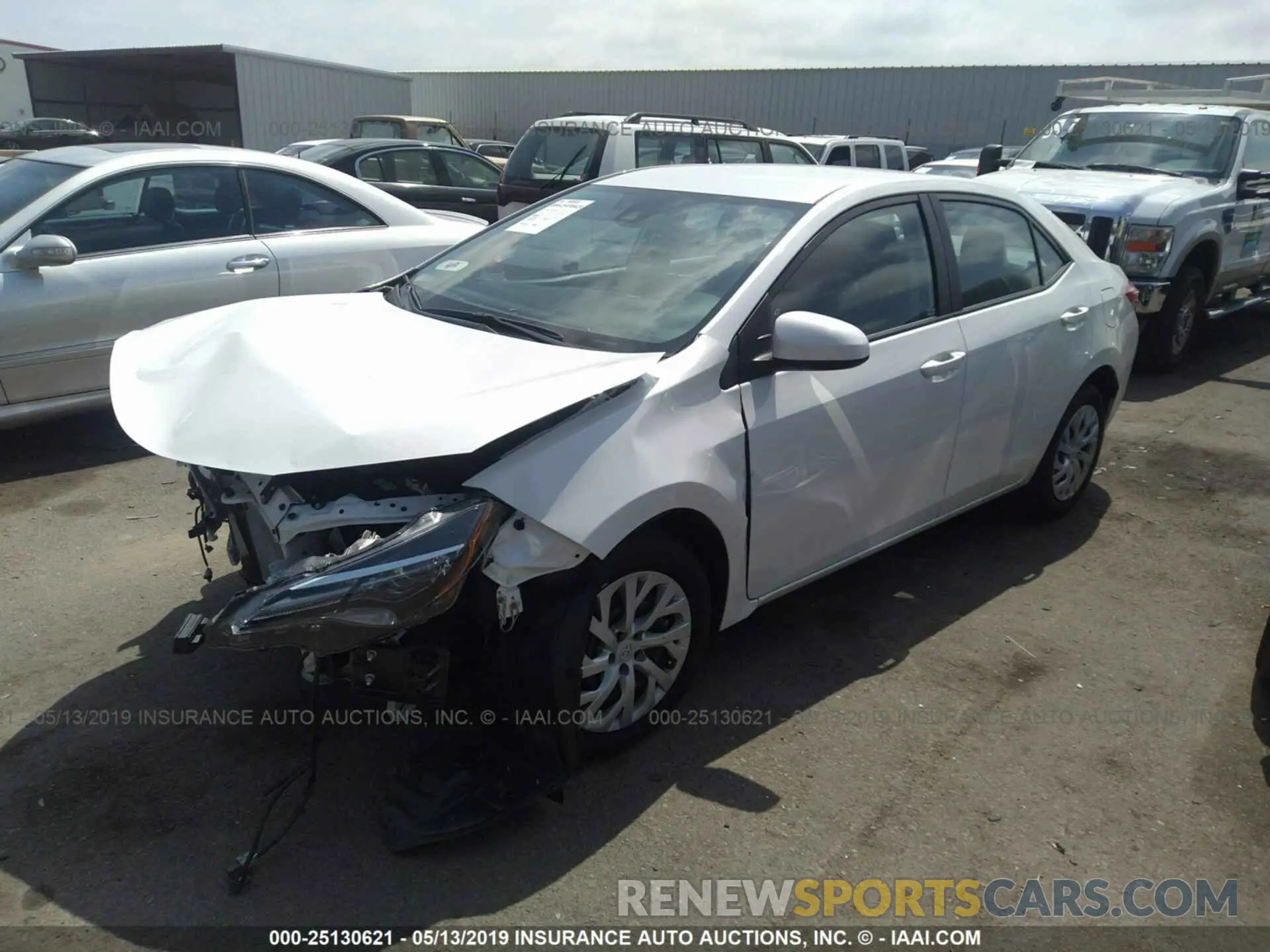 2 Photograph of a damaged car 5YFBURHEXKP892140 TOYOTA COROLLA 2019