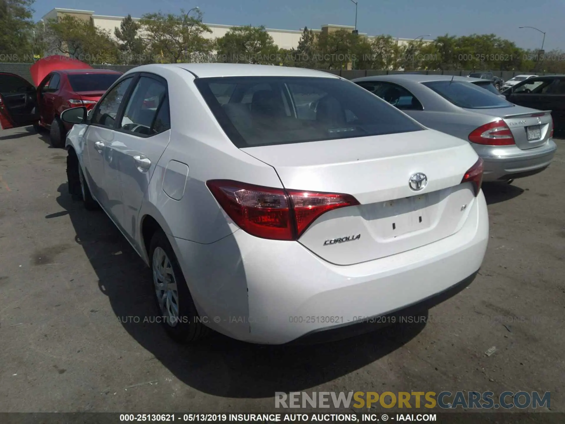 3 Photograph of a damaged car 5YFBURHEXKP892140 TOYOTA COROLLA 2019
