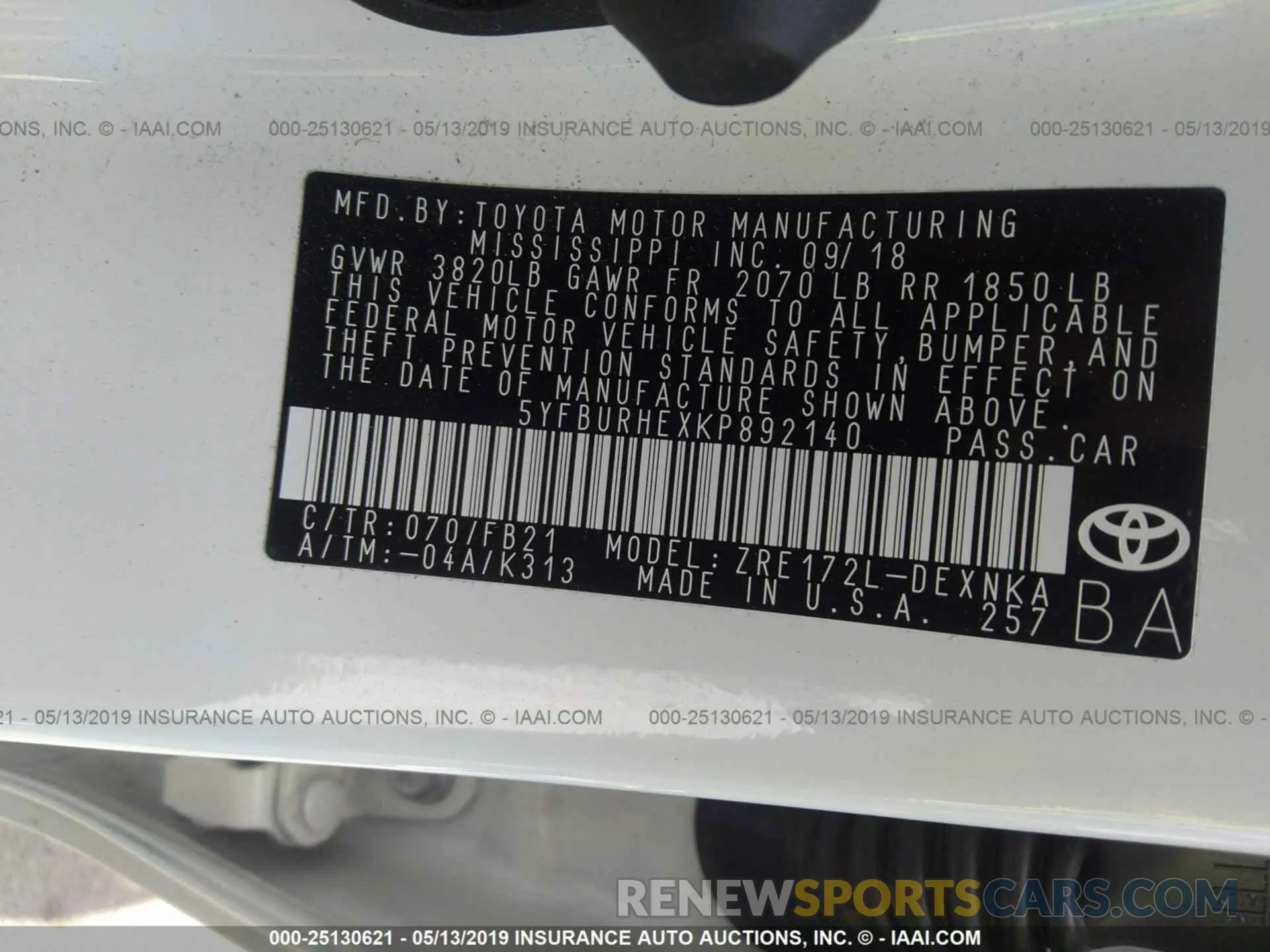 9 Photograph of a damaged car 5YFBURHEXKP892140 TOYOTA COROLLA 2019