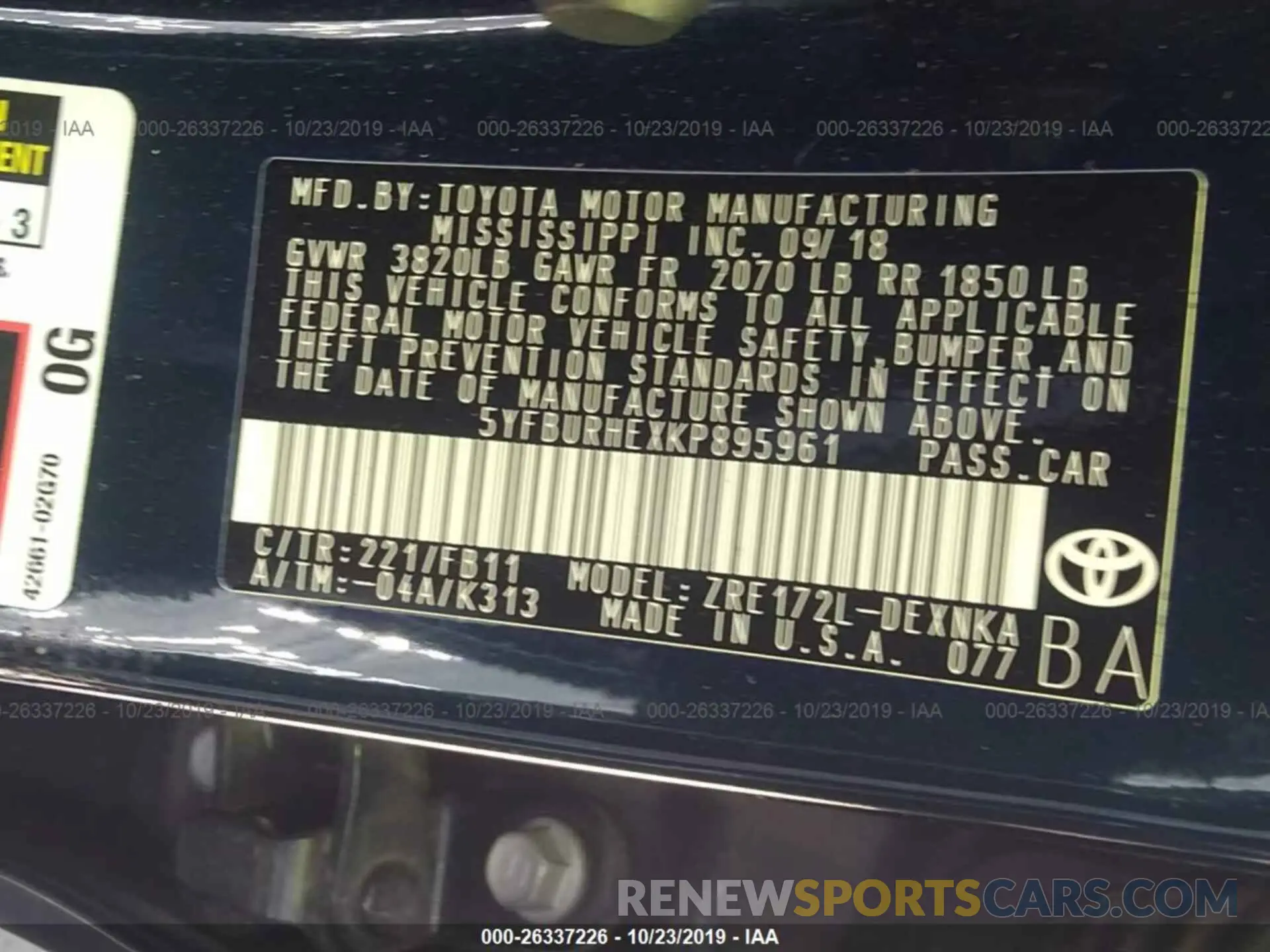 9 Photograph of a damaged car 5YFBURHEXKP895961 TOYOTA COROLLA 2019