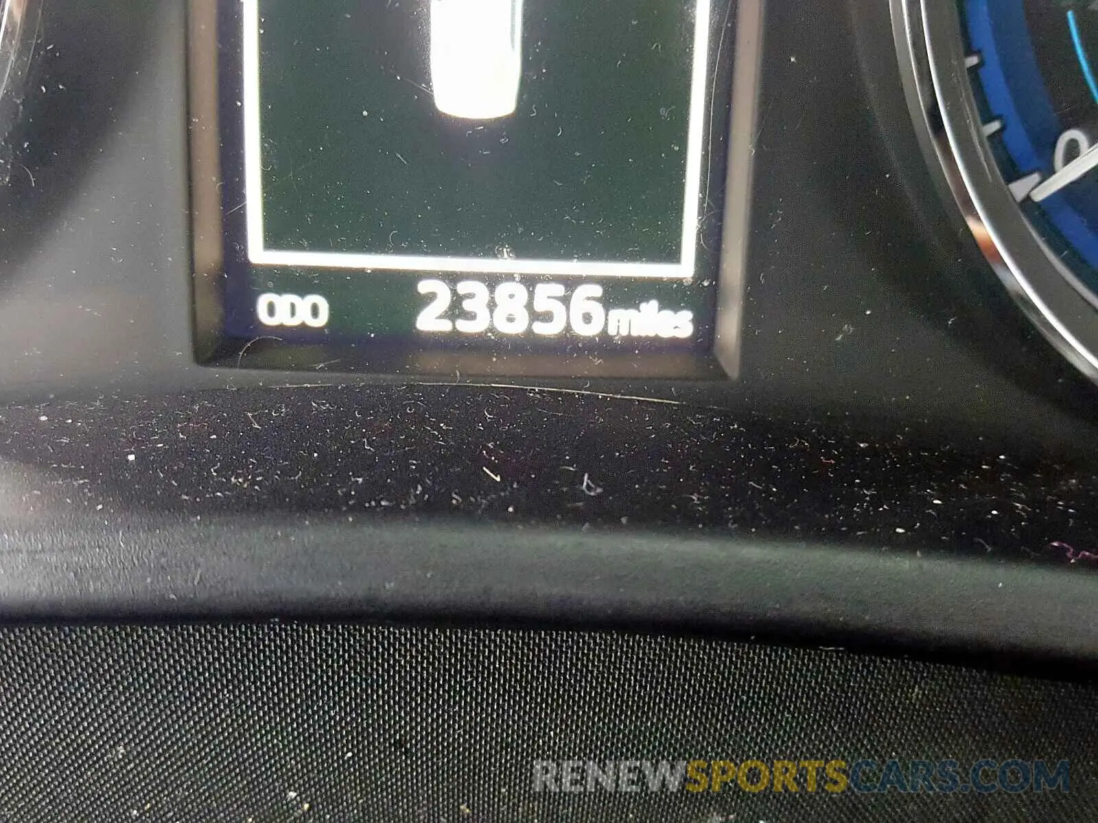 8 Photograph of a damaged car 5YFBURHEXKP903198 TOYOTA COROLLA 2019