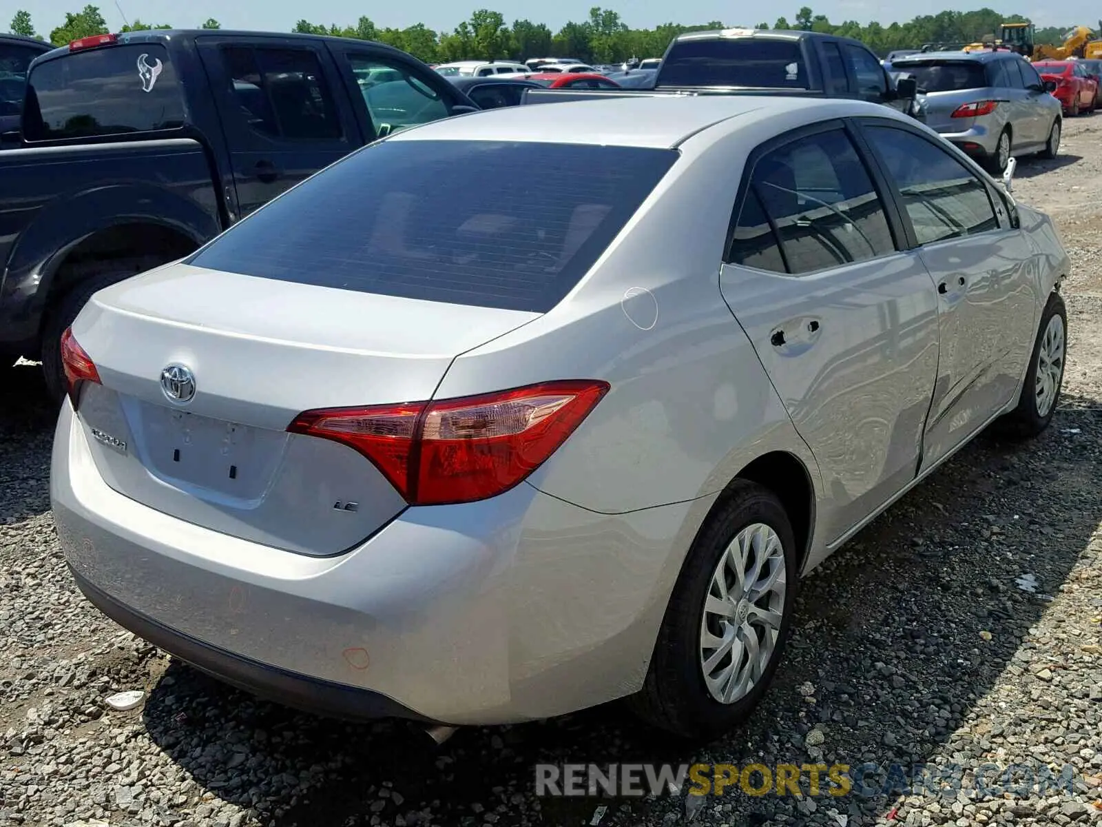 4 Photograph of a damaged car 5YFBURHEXKP907168 TOYOTA COROLLA 2019