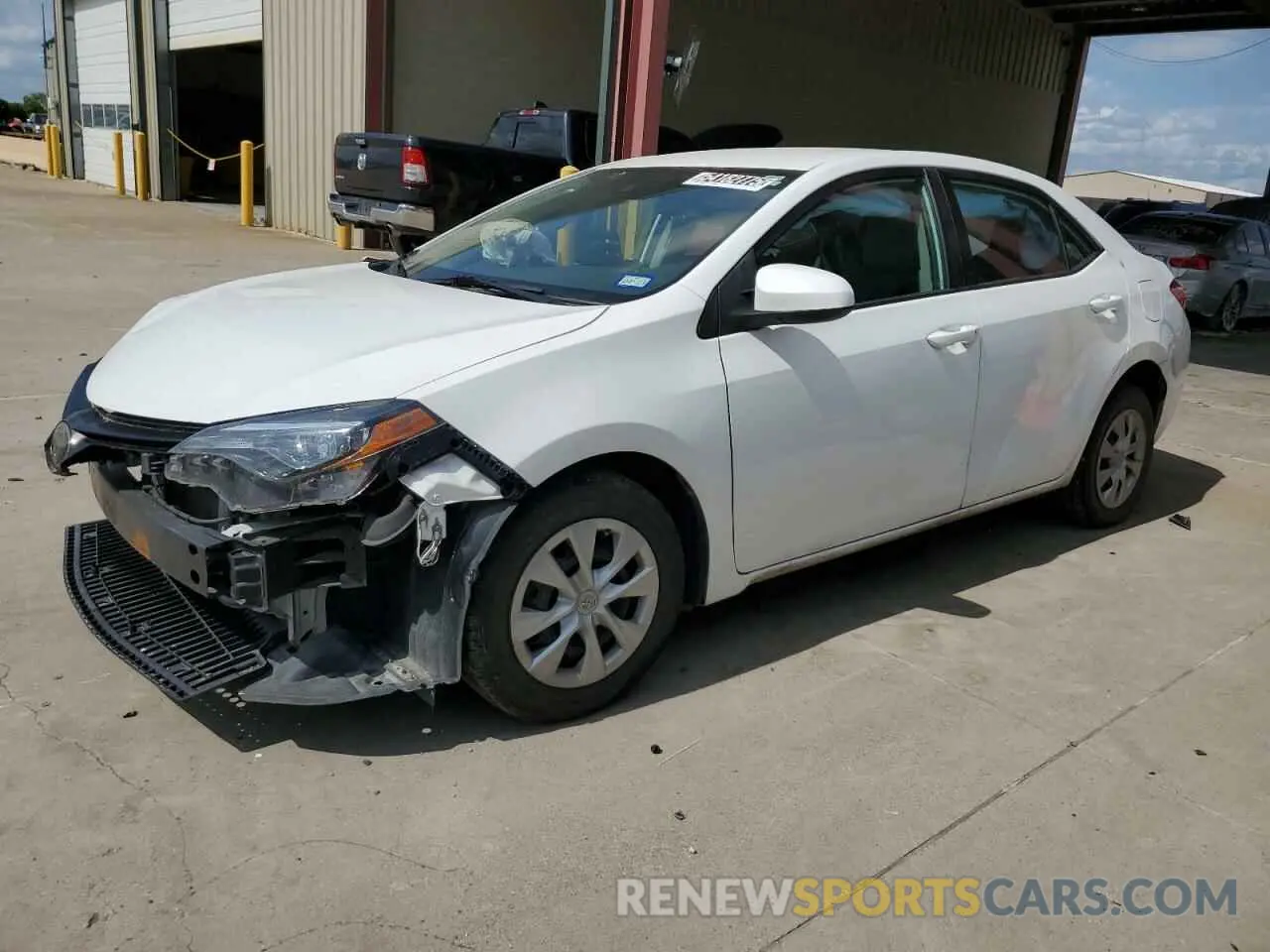 1 Photograph of a damaged car 5YFBURHEXKP913679 TOYOTA COROLLA 2019