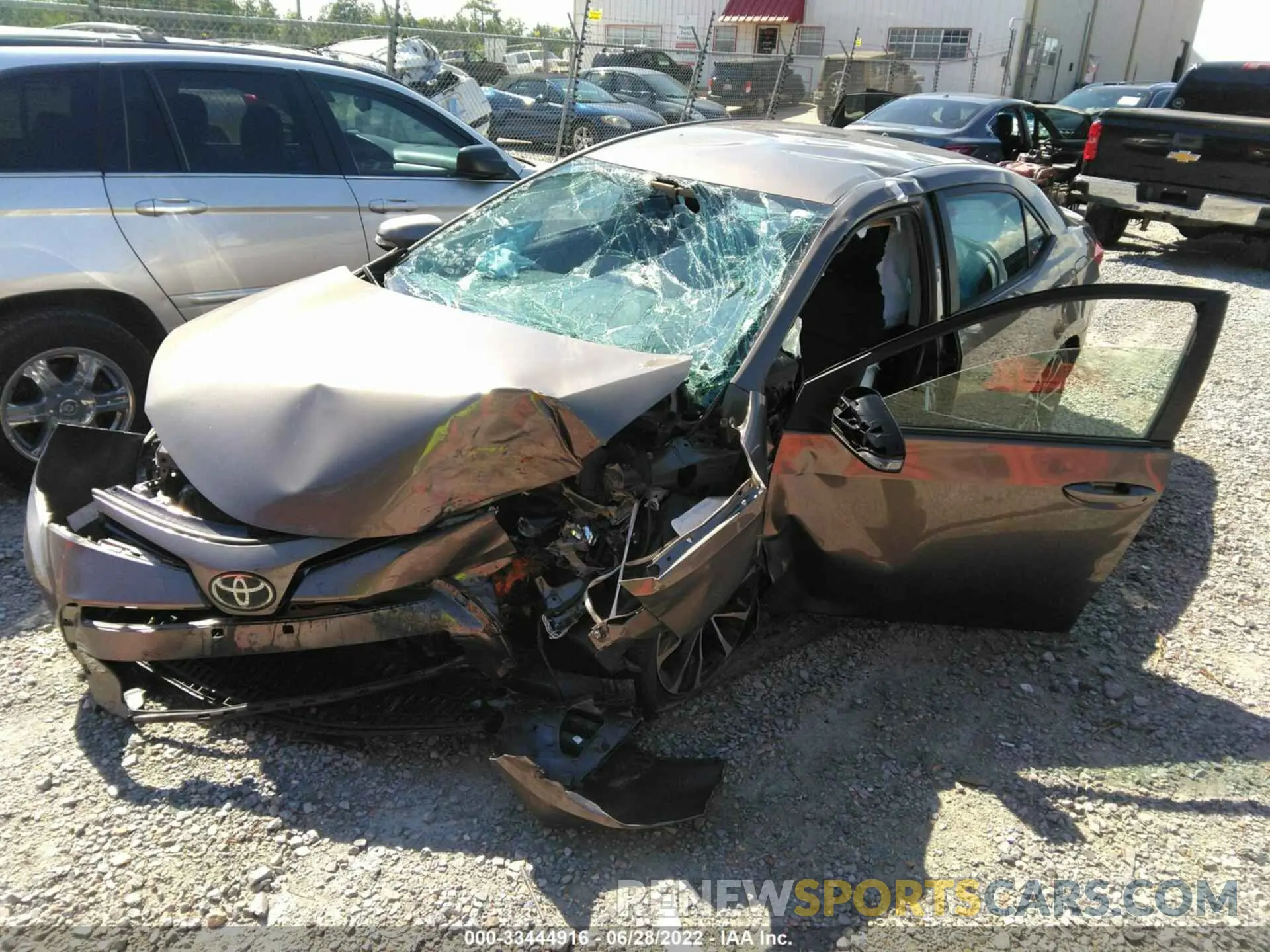 2 Фотография поврежденного автомобиля 5YFBURHEXKP915089 TOYOTA COROLLA 2019