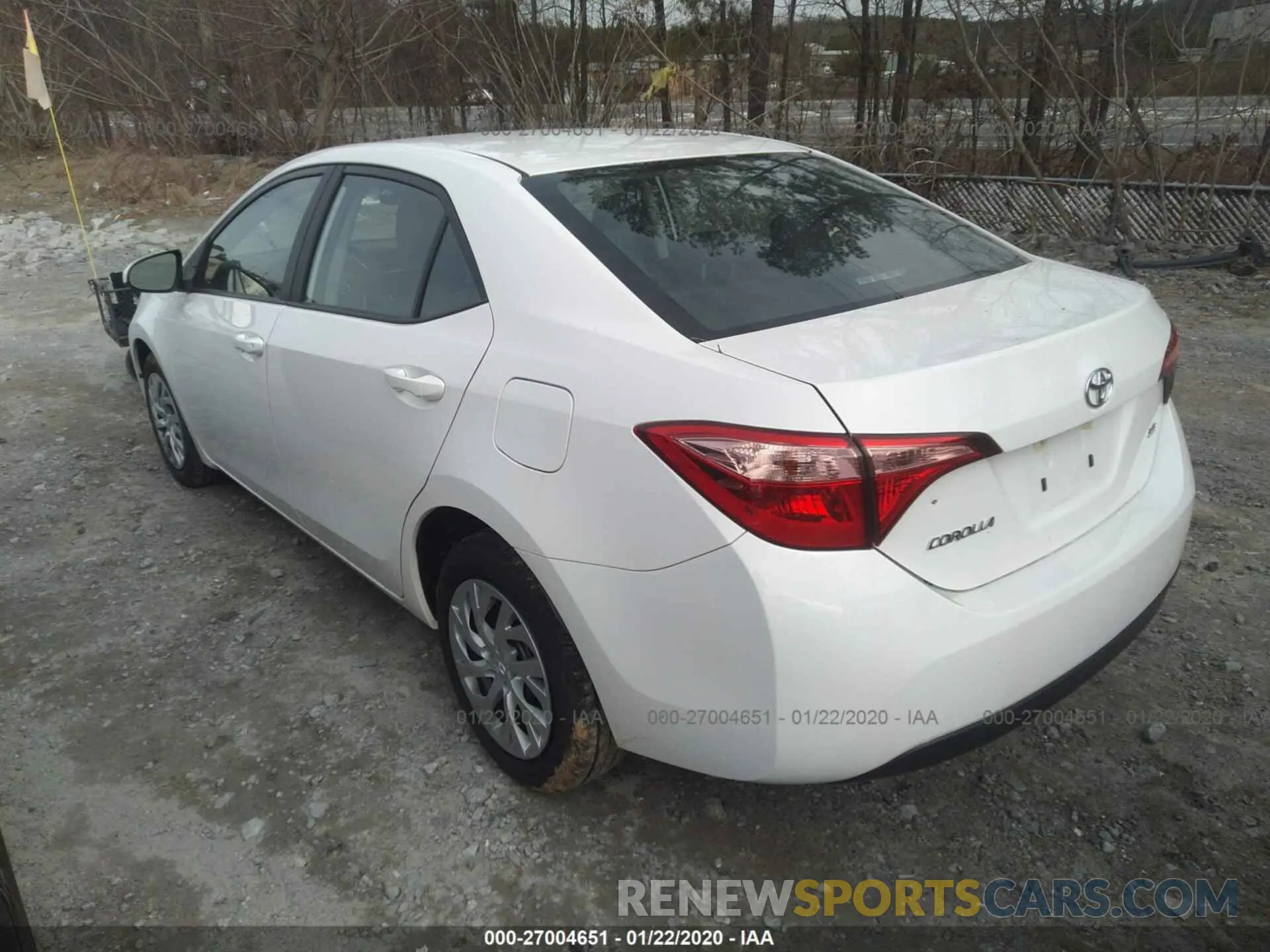3 Photograph of a damaged car 5YFBURHEXKP916226 TOYOTA COROLLA 2019