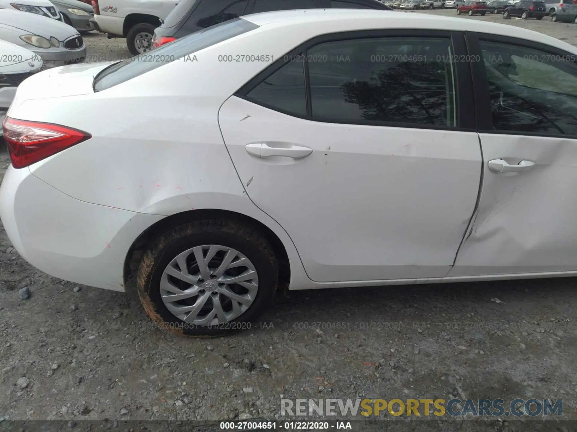 6 Photograph of a damaged car 5YFBURHEXKP916226 TOYOTA COROLLA 2019