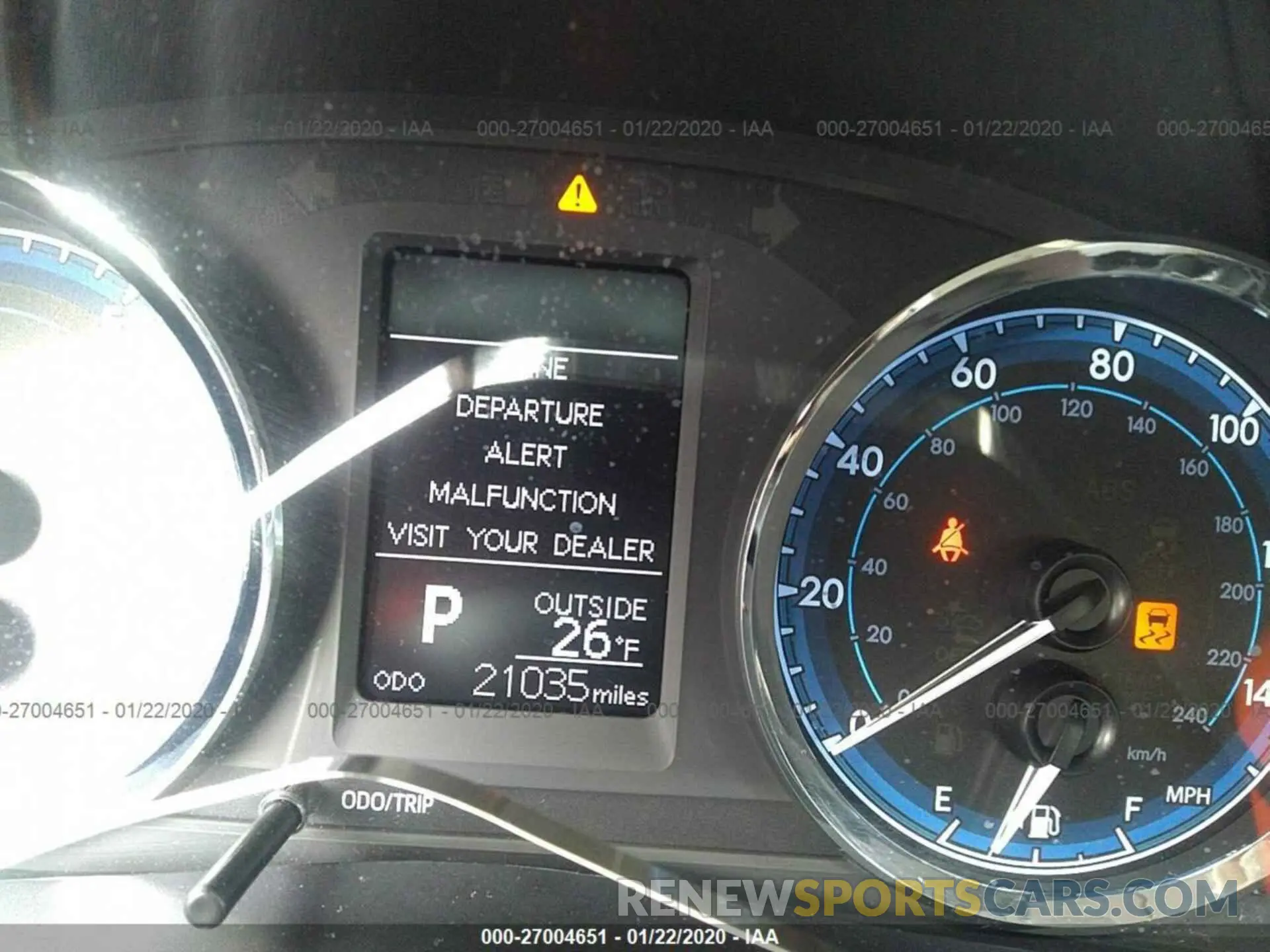 7 Photograph of a damaged car 5YFBURHEXKP916226 TOYOTA COROLLA 2019
