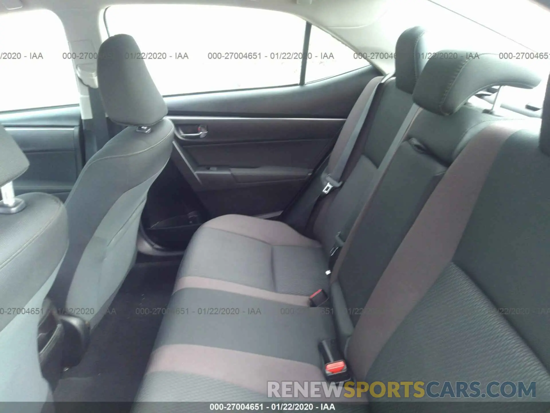 8 Photograph of a damaged car 5YFBURHEXKP916226 TOYOTA COROLLA 2019