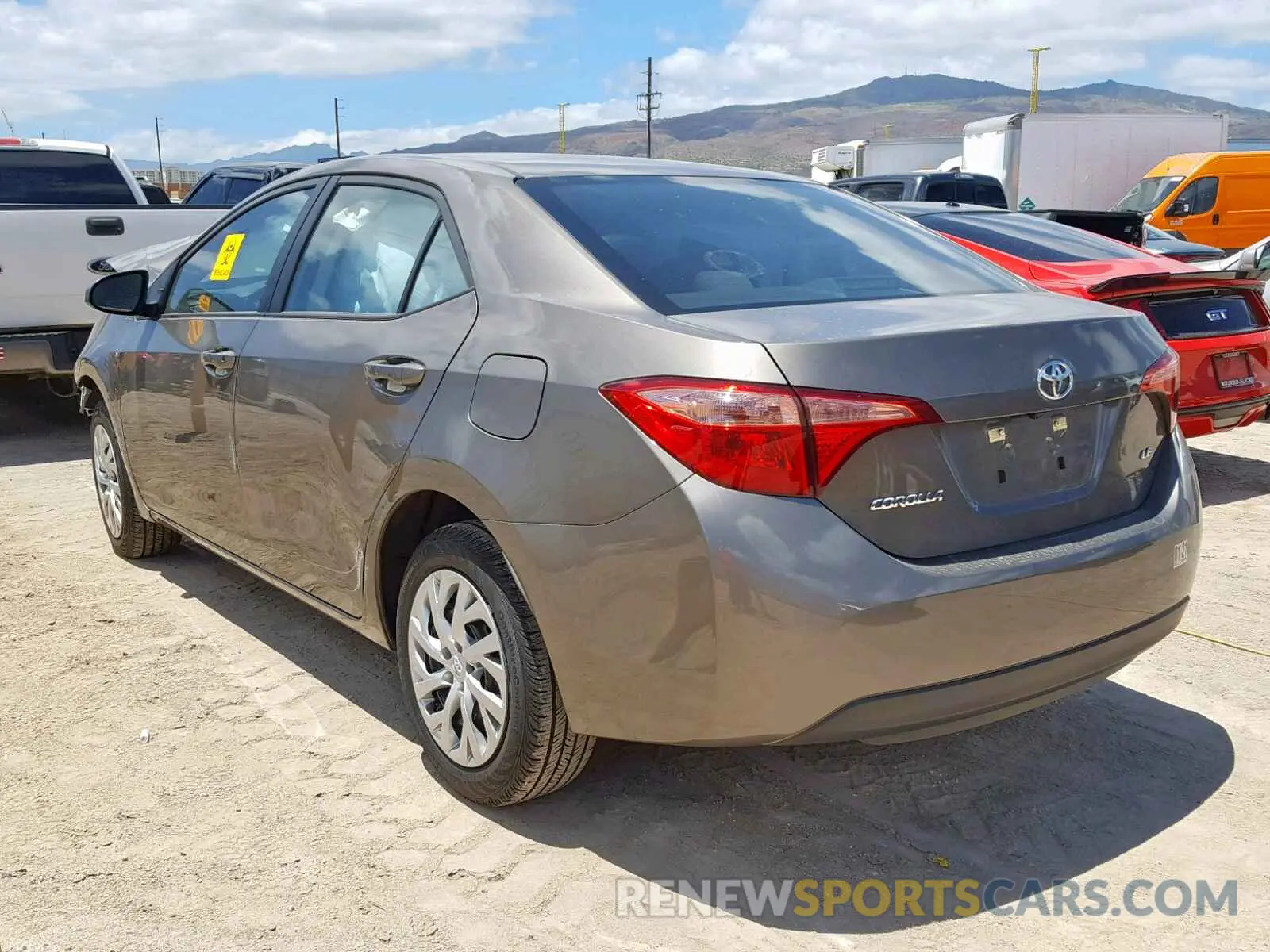 3 Photograph of a damaged car 5YFBURHEXKP916596 TOYOTA COROLLA 2019