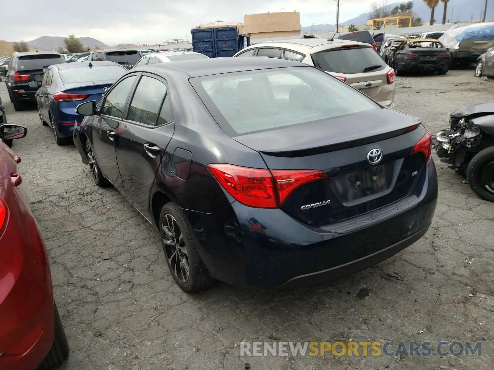3 Photograph of a damaged car 5YFBURHEXKP919370 TOYOTA COROLLA 2019