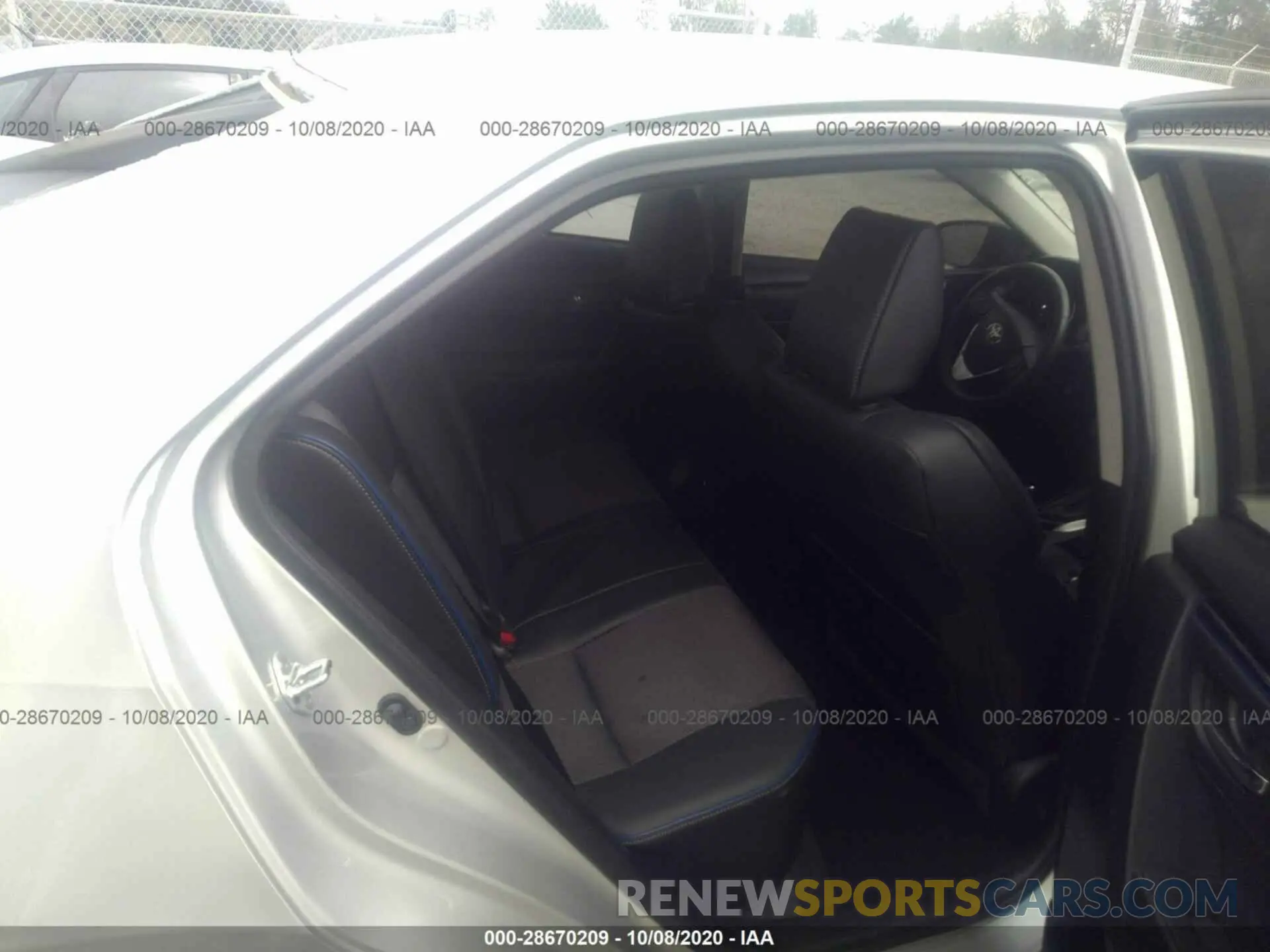 8 Photograph of a damaged car 5YFBURHEXKP924178 TOYOTA COROLLA 2019