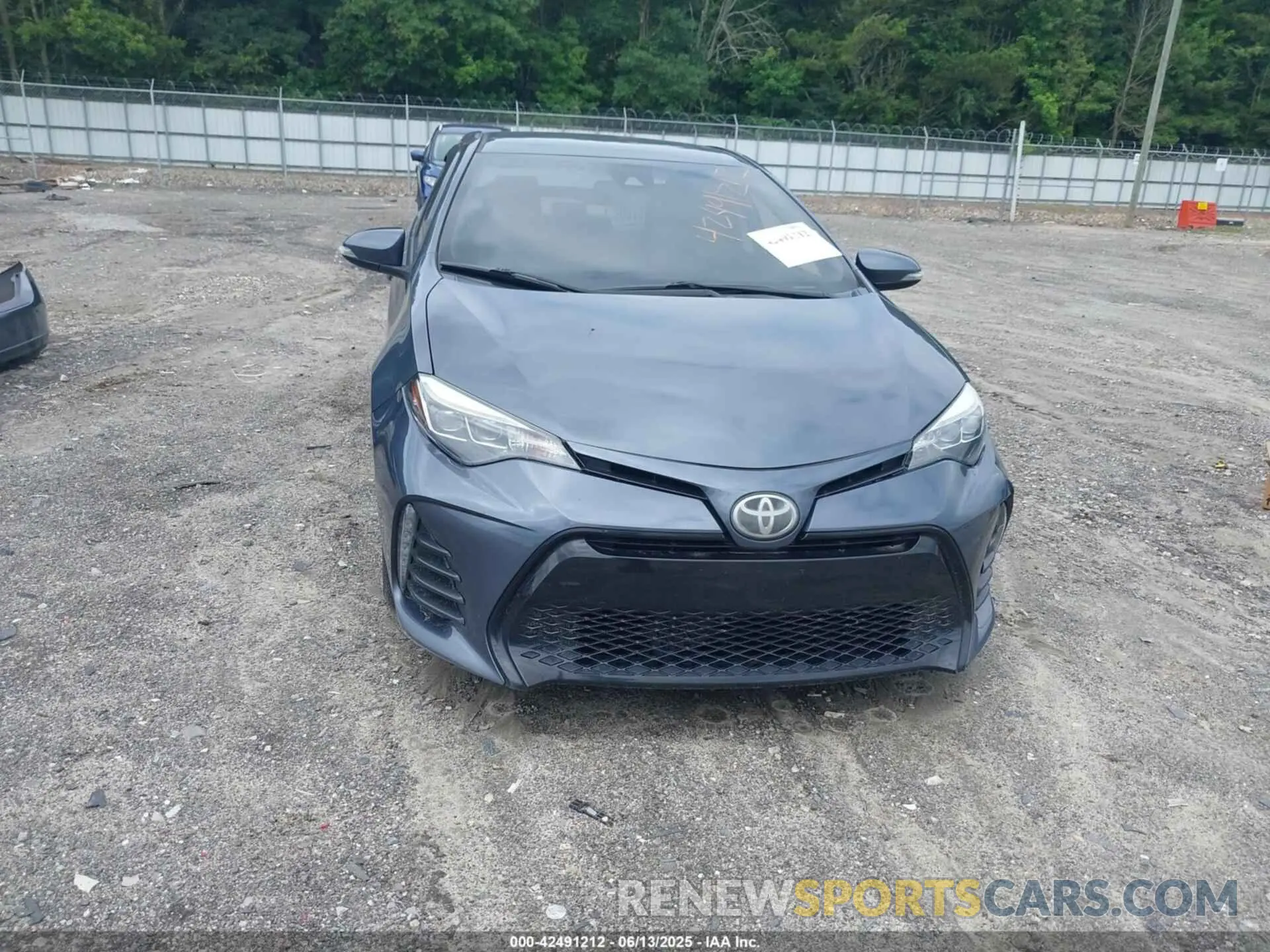 13 Photograph of a damaged car 5YFBURHEXKP926710 TOYOTA COROLLA 2019