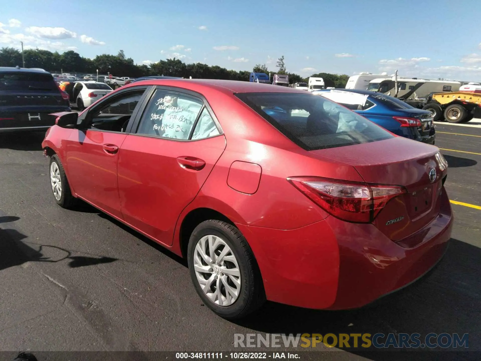 3 Photograph of a damaged car 5YFBURHEXKP929784 TOYOTA COROLLA 2019