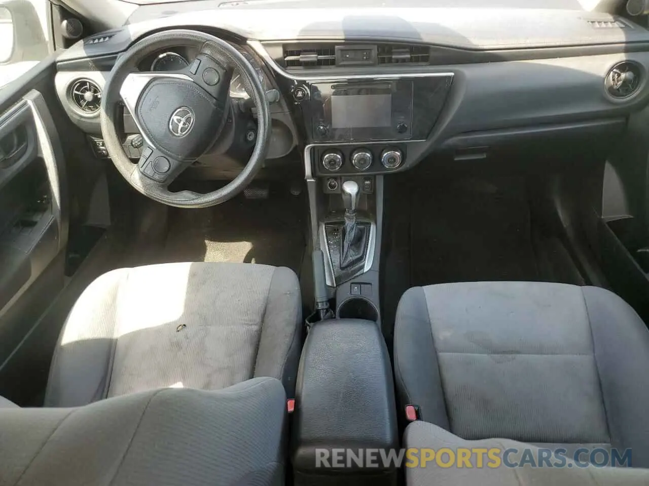 8 Photograph of a damaged car 5YFBURHEXKP930448 TOYOTA COROLLA 2019