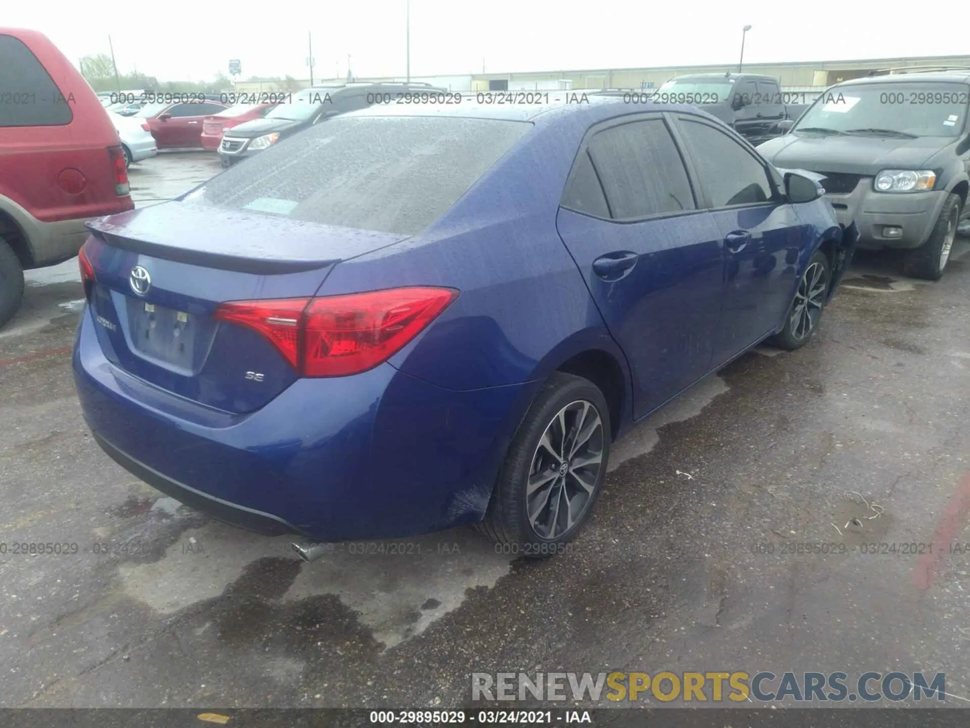 4 Photograph of a damaged car 5YFBURHEXKP930580 TOYOTA COROLLA 2019
